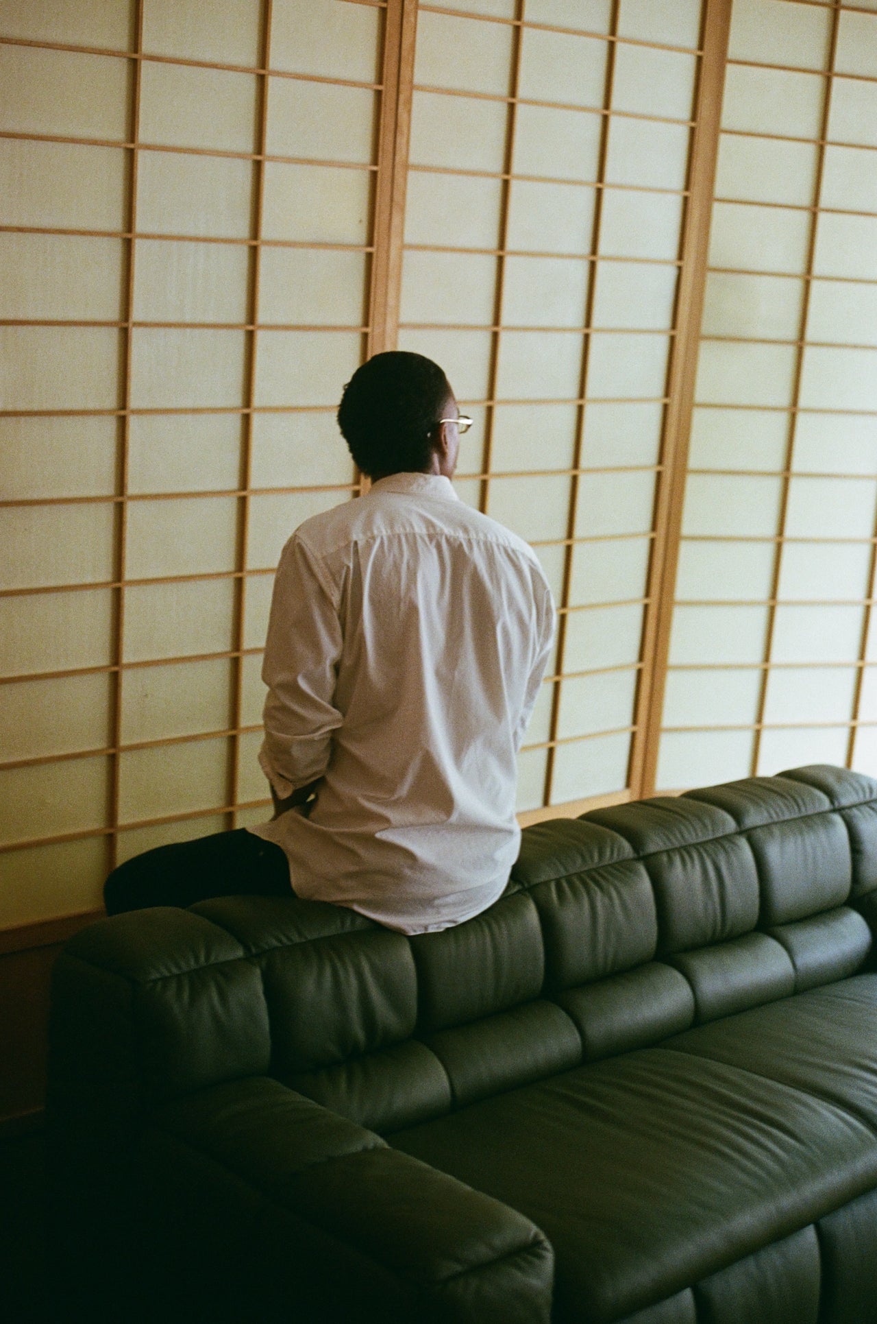 (Pre Order) ZE SOFA BY LICHEN NYC FOR KARIMOKU (Olive Green)