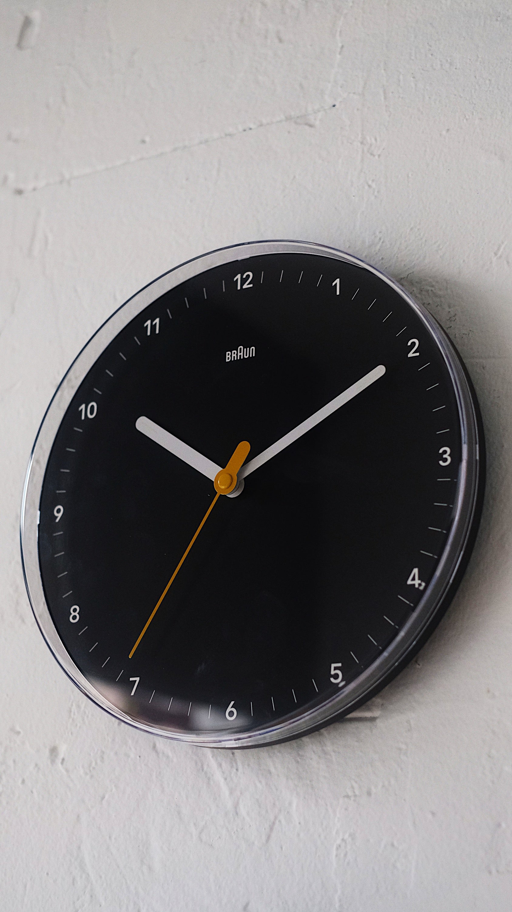 BRAUN BC26 Analogue Wall Clock (Two Color Options) - lichennyc