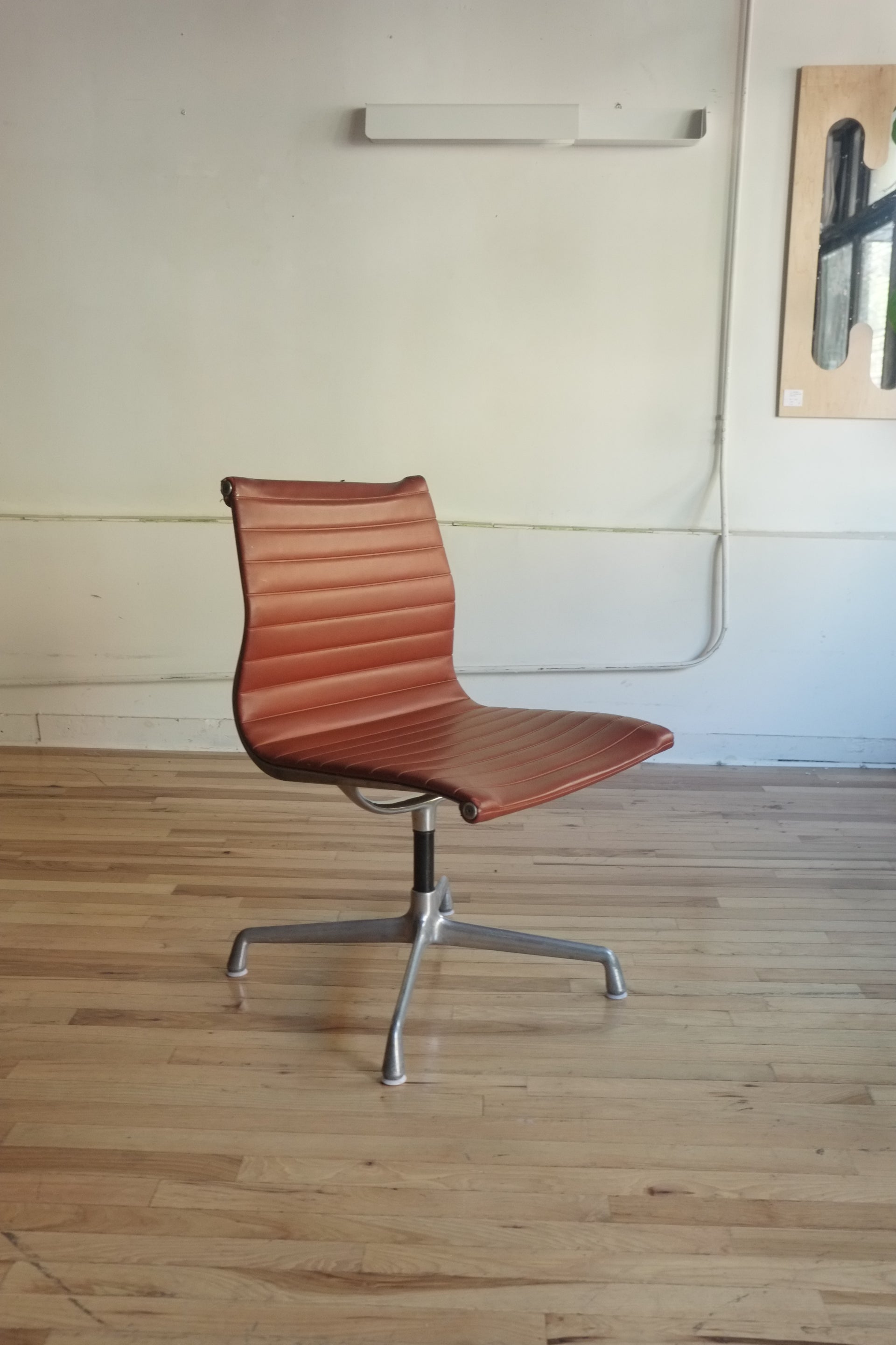 EAMES ALUMINUM GROUP MANAGEMENT CHAIRs (Burgundy Leather)