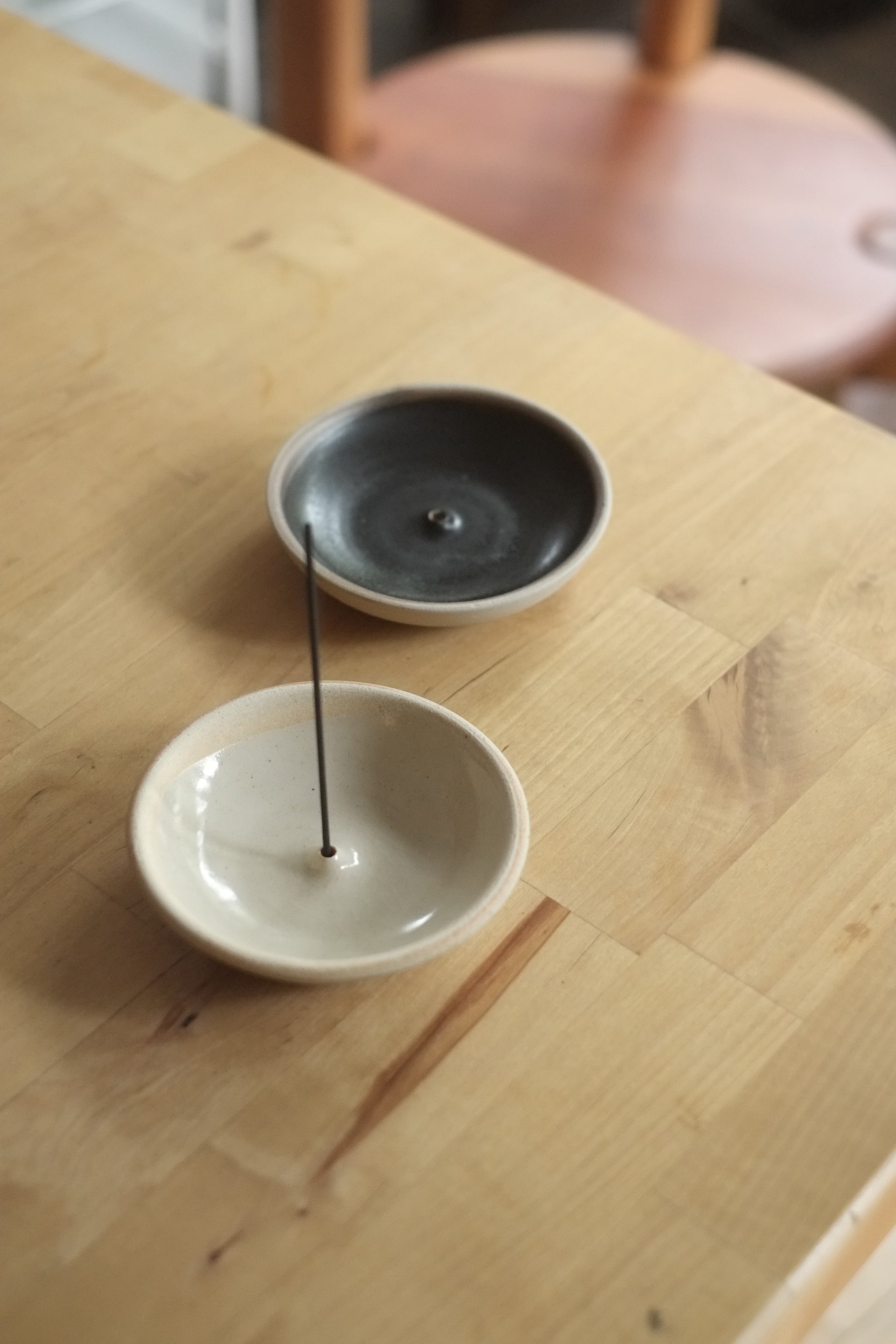 WABI SABI incense holder (Black or Natural)