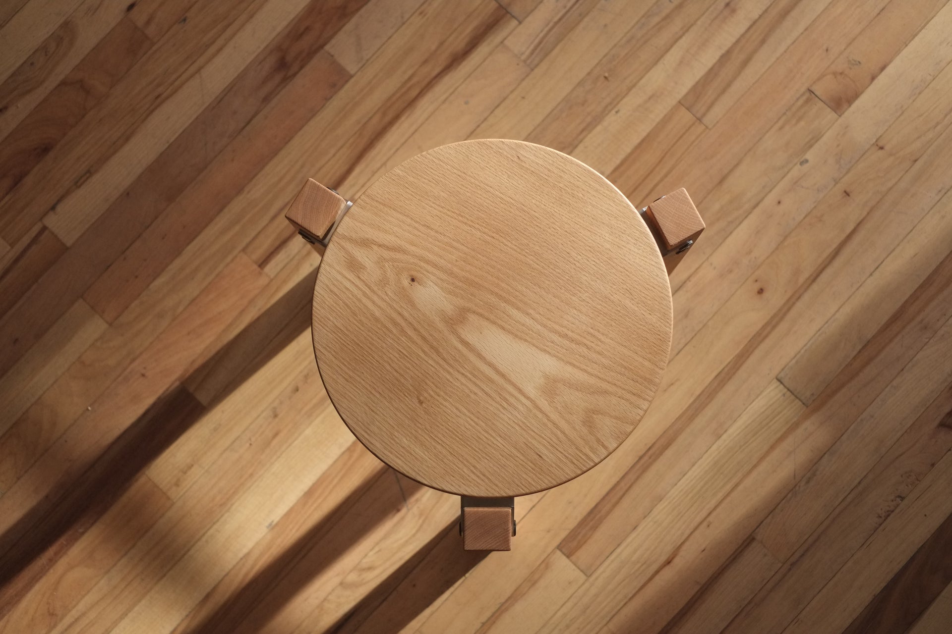 Suydam Stool by ALVARO UCHA RODRIGUEZ