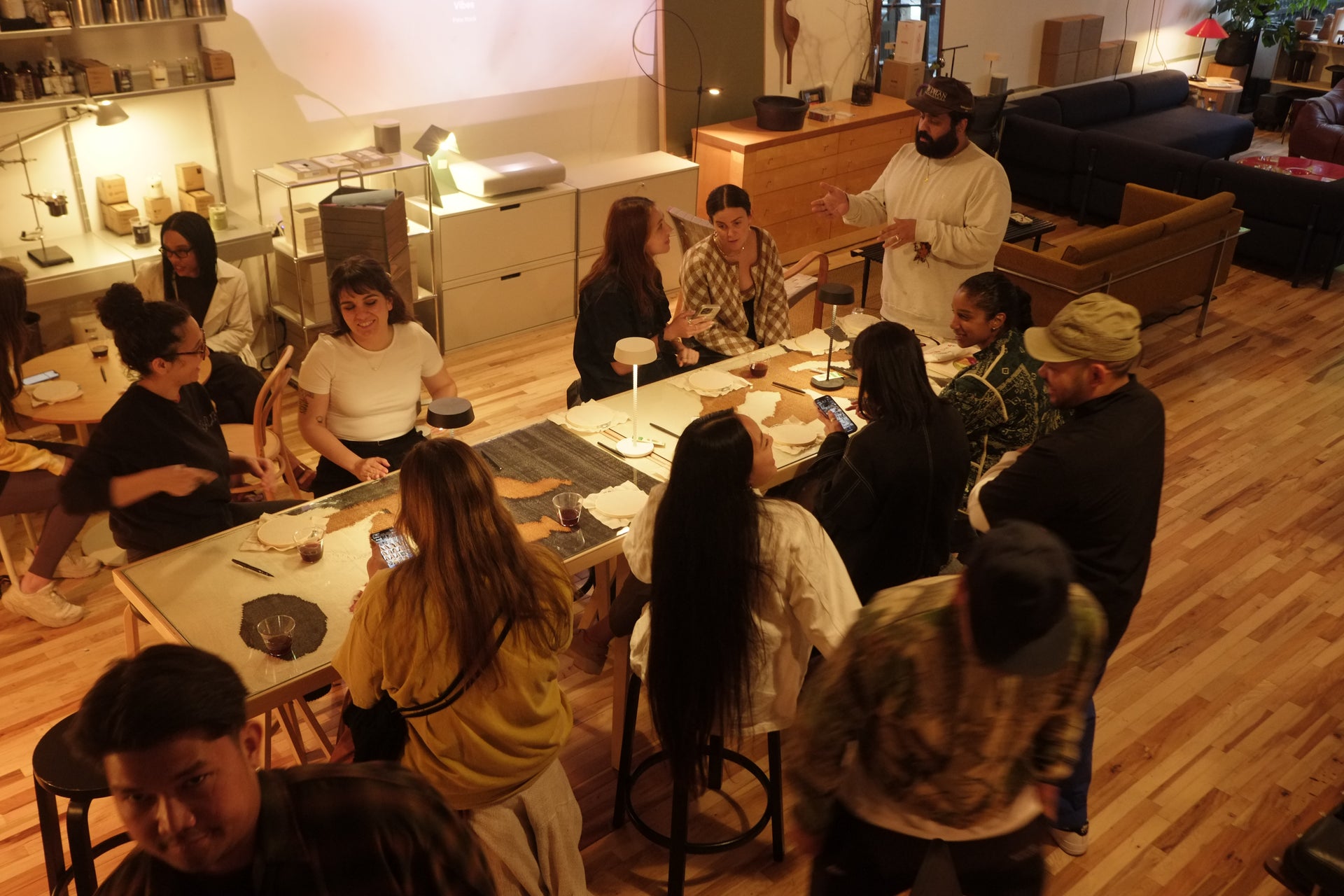 Roosi Presents Sam Sundos at Lichen