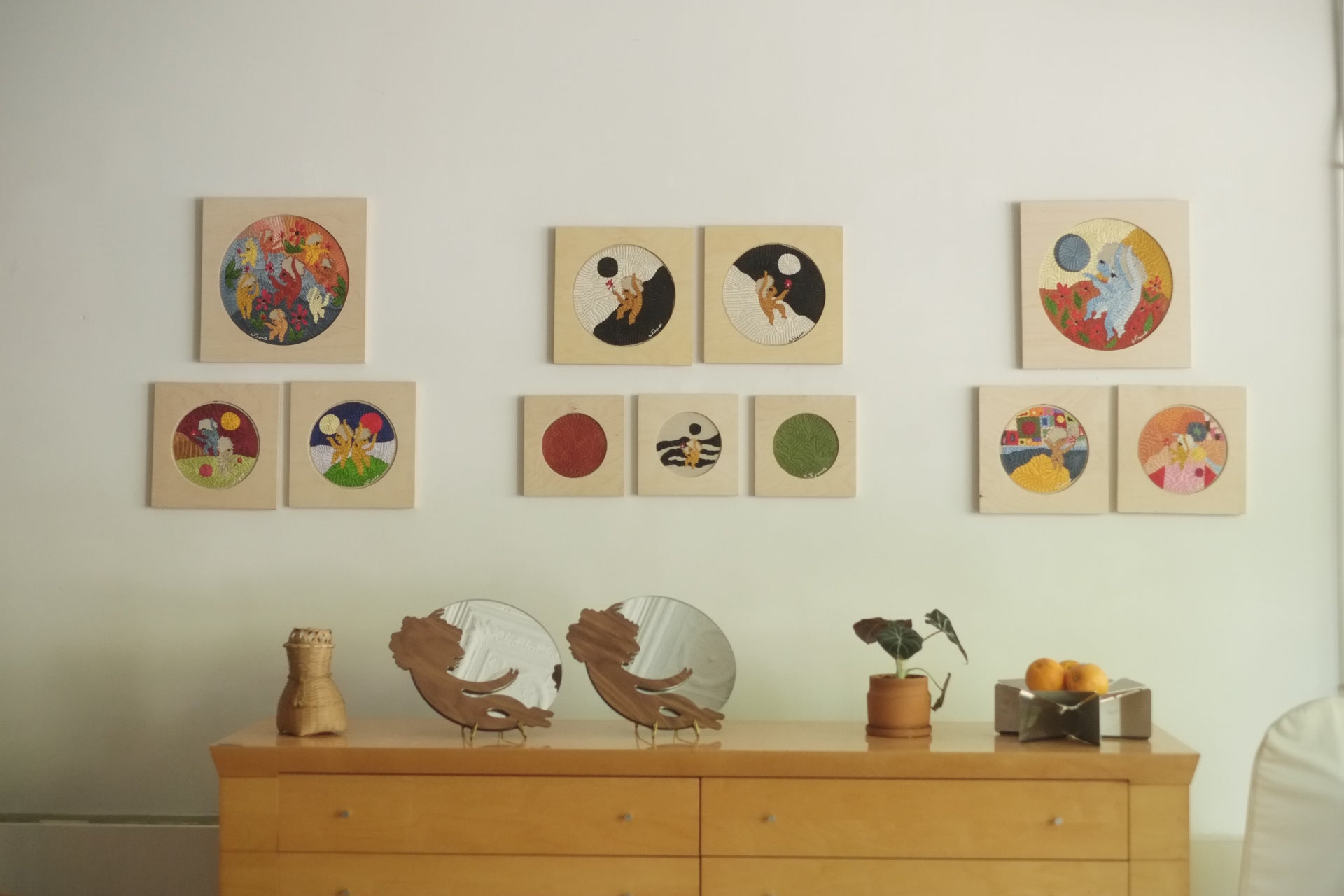 Roosi Presents Sam Sundos at Lichen