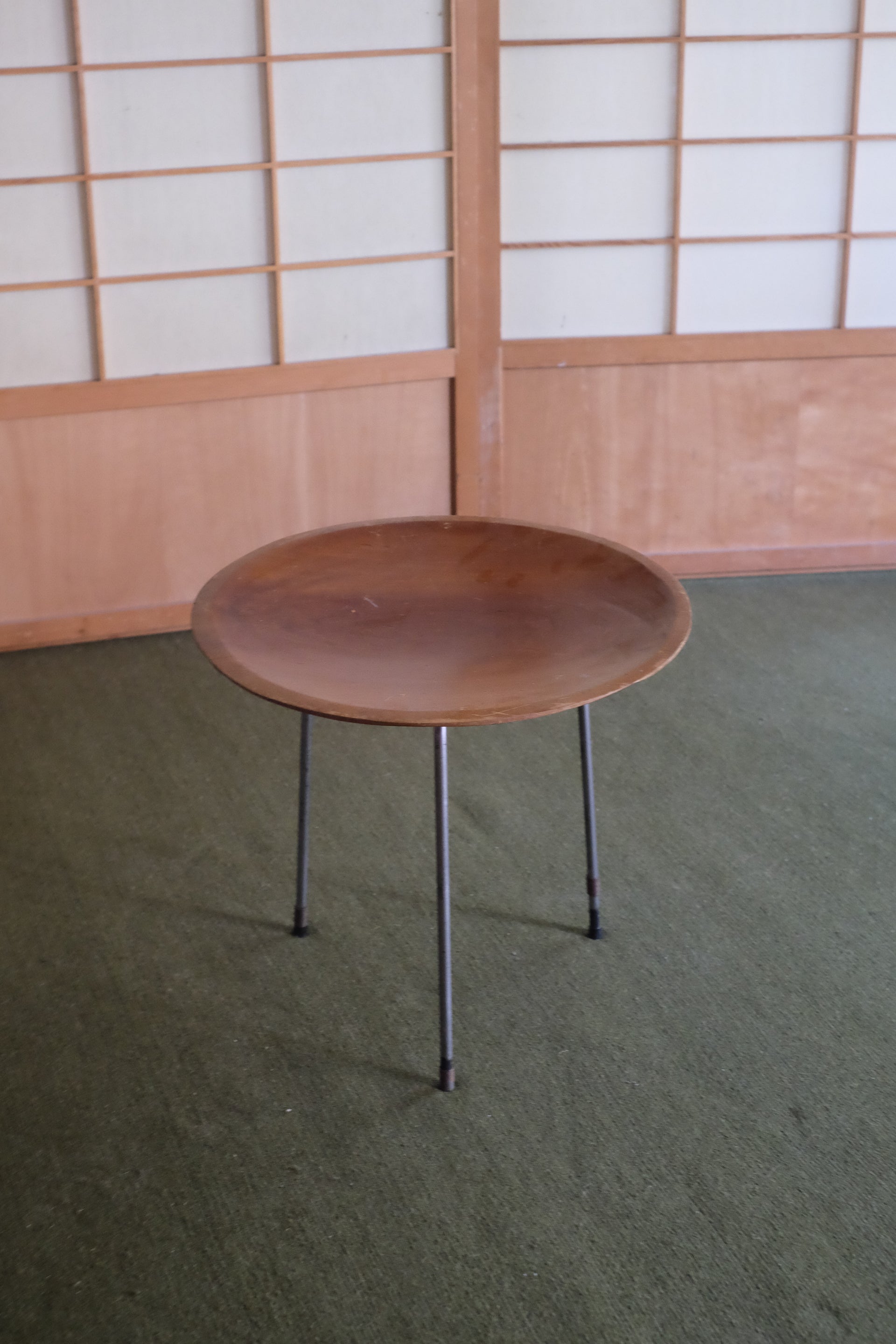 Rent: Tripod Side table