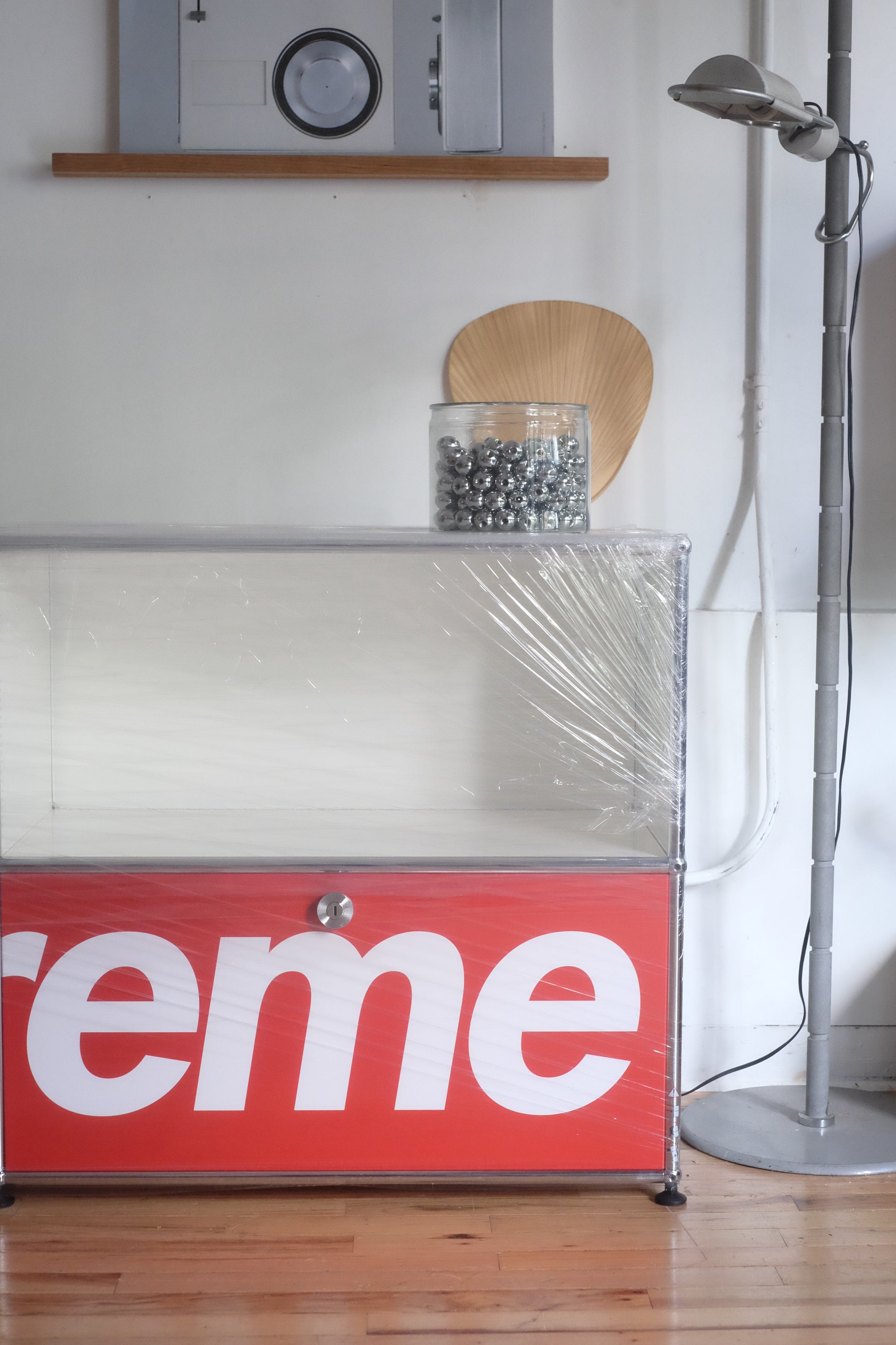 USM Haller 2x2 Unit (Supreme Edition)