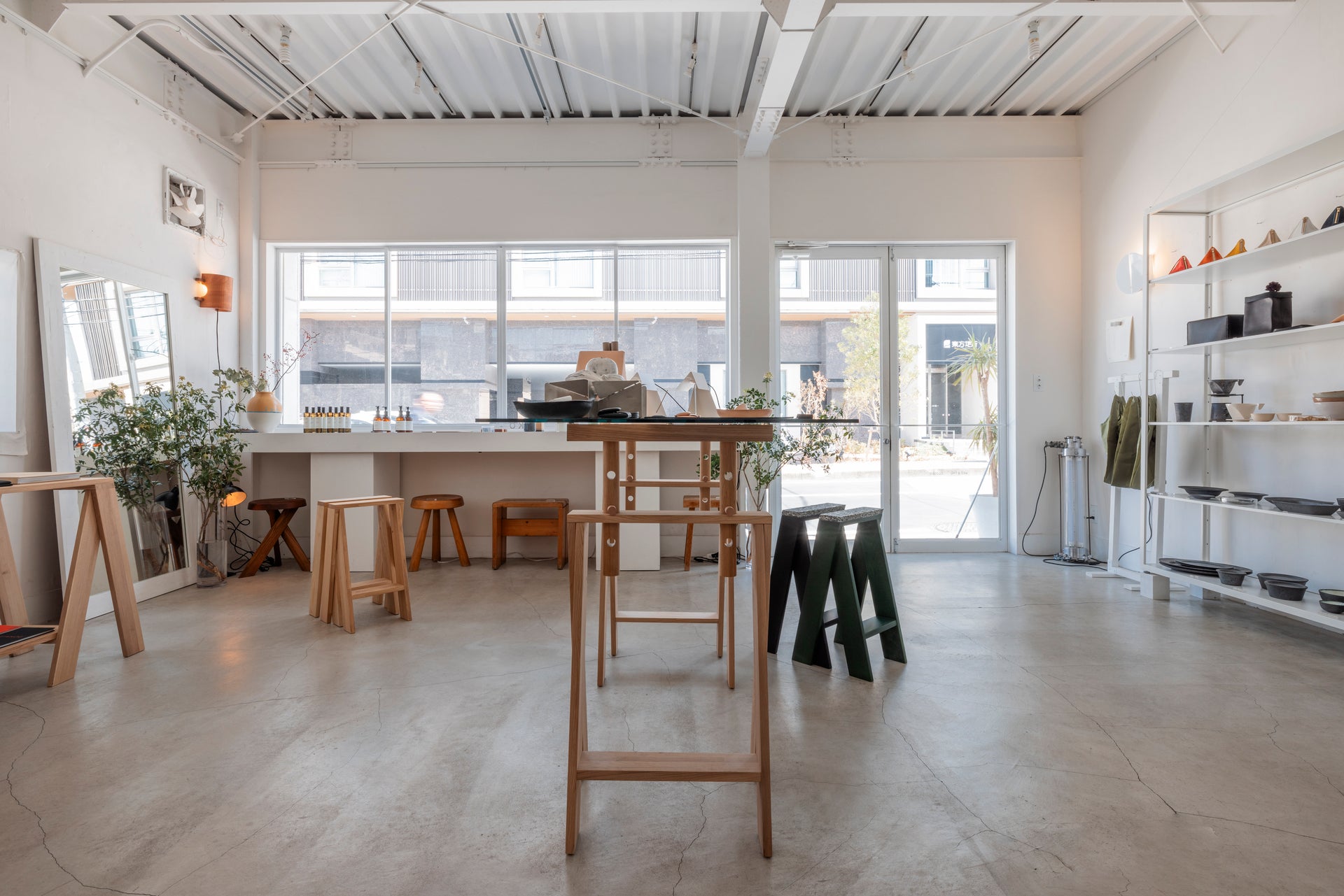 Recon AA By Lichen for Hako Supported by Karimoku, JAPAN