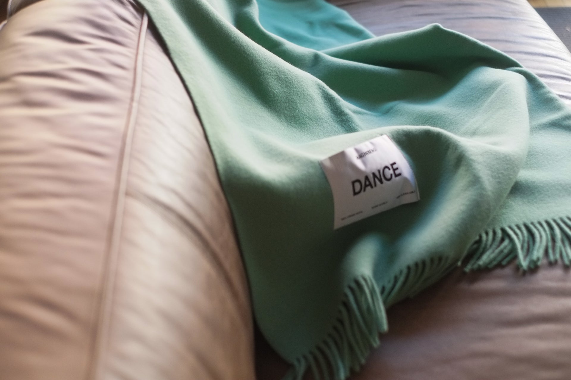 Oversized Throw Blankets by Magniberg