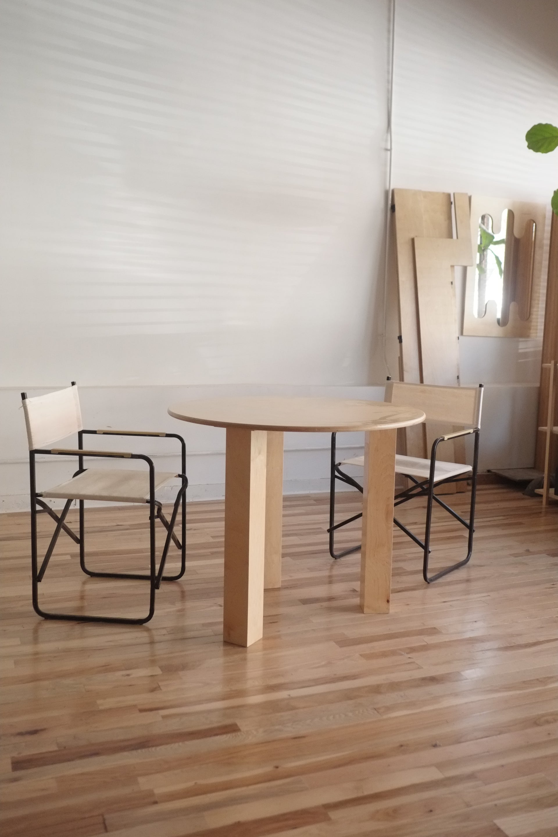 Rent: French Folding Chairs (Pair)