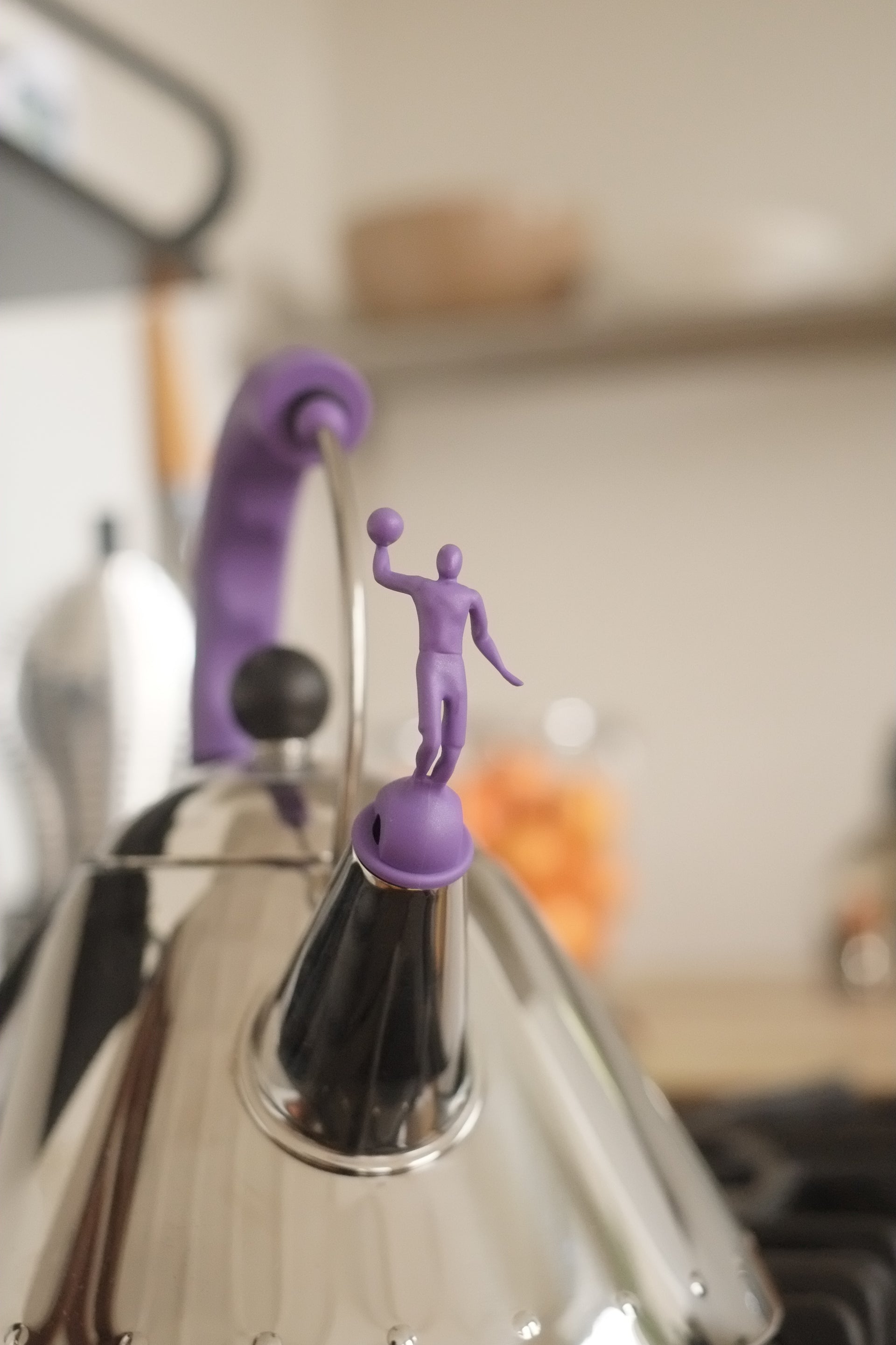 3909 Kettle by Virgil Abloh for Alessi