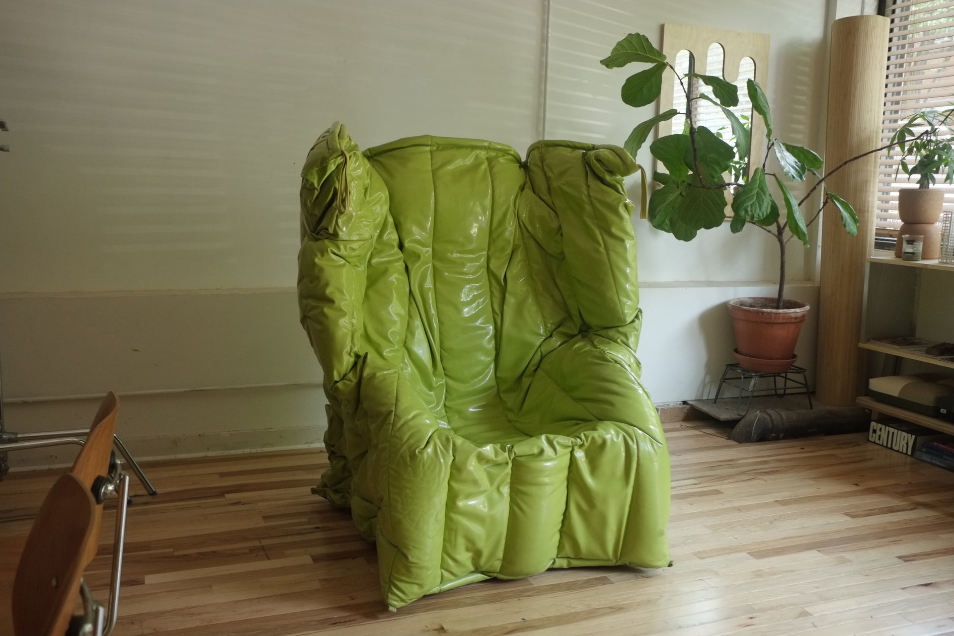 Rent: Shadow Chair by Gaetano Pesce
