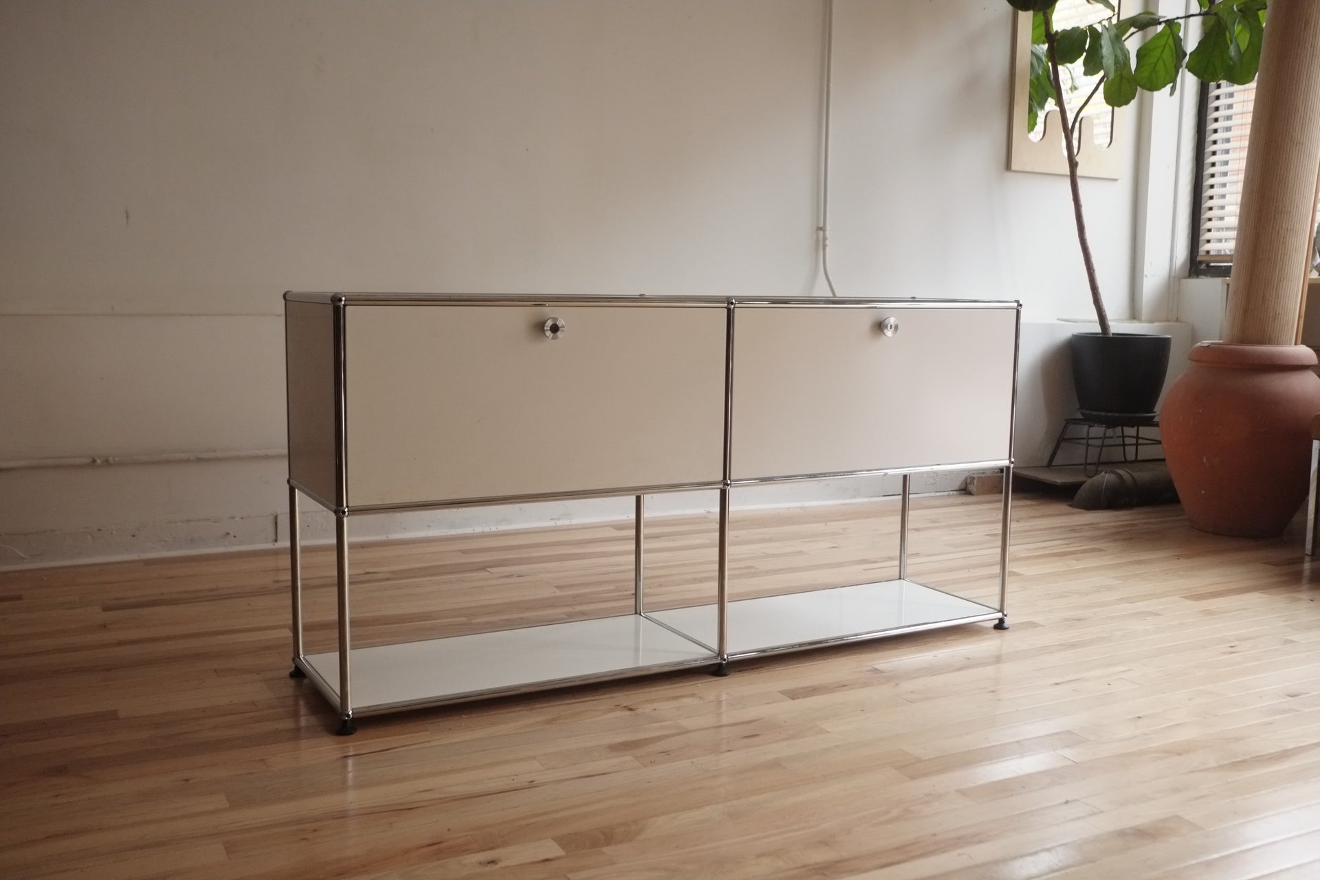USM Haller 2x2 Unit - White
