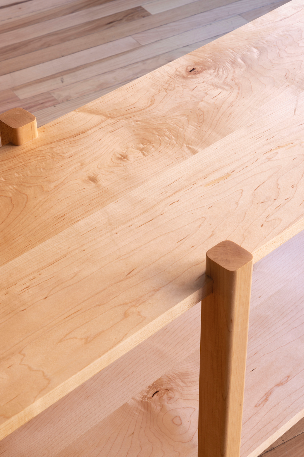 2-Tier Console in Maple