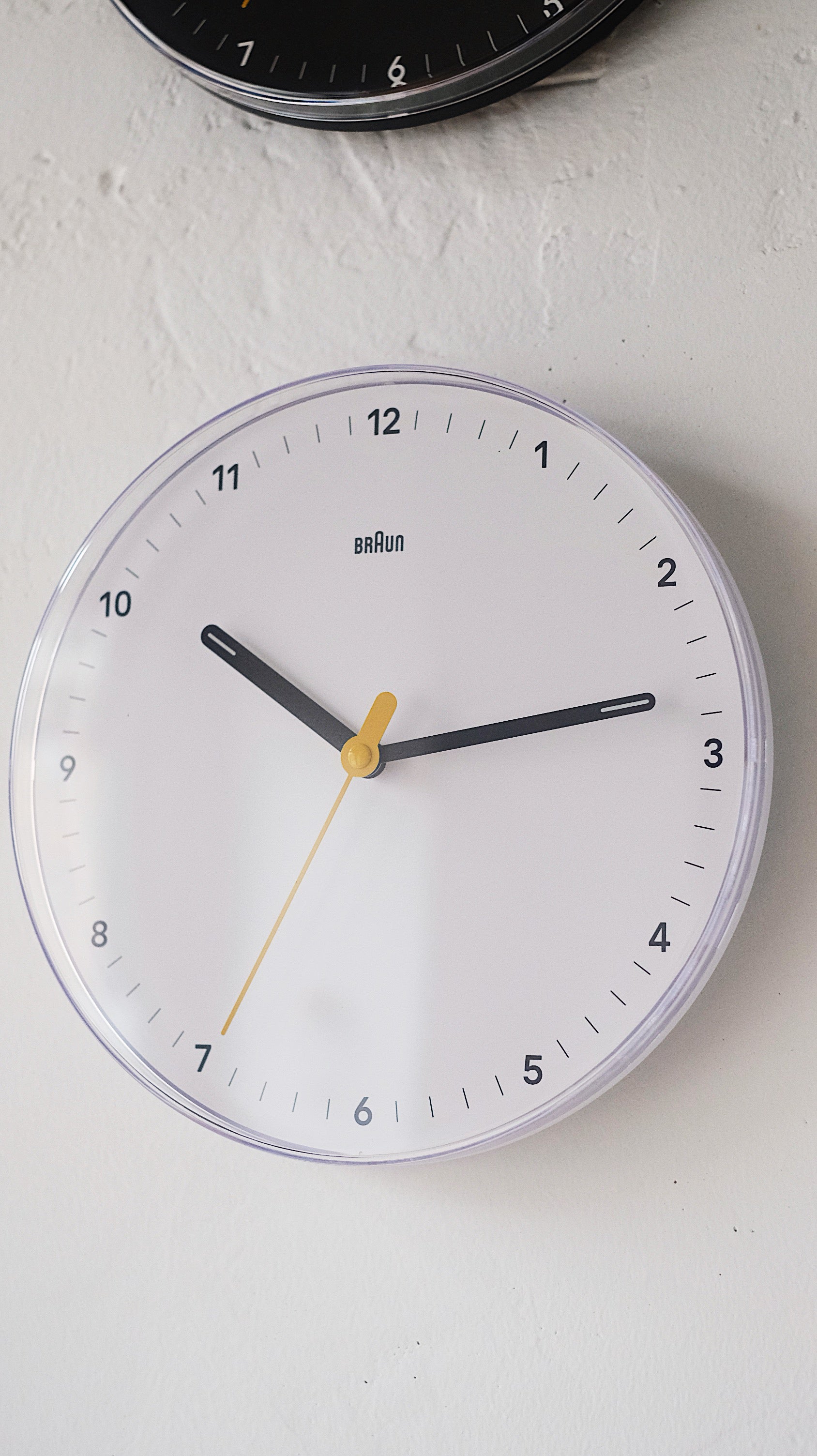 BRAUN BC26 Analogue Wall Clock (Two Color Options) - lichennyc