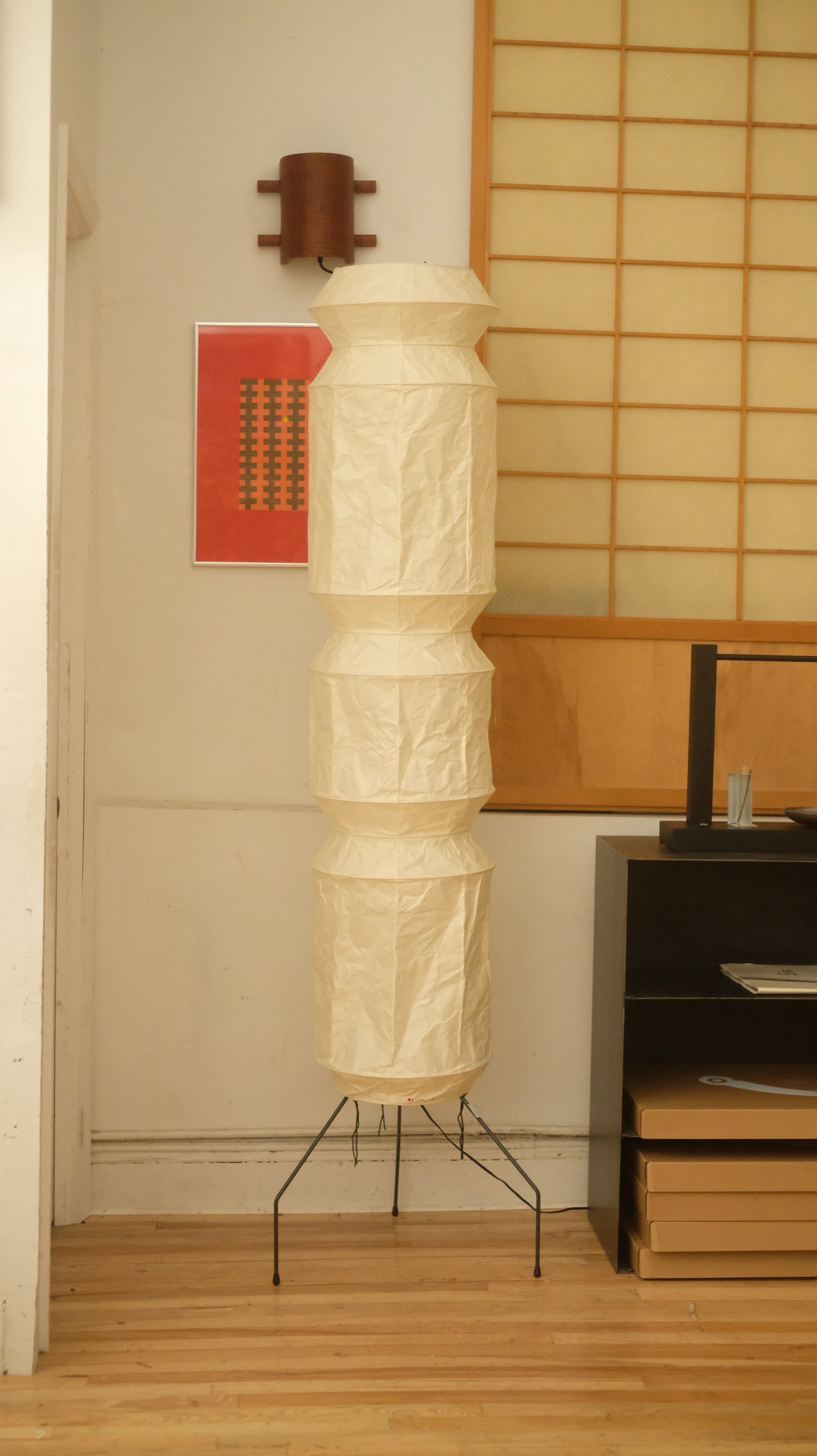 Akari UF4-L6 by Isamu Noguchi