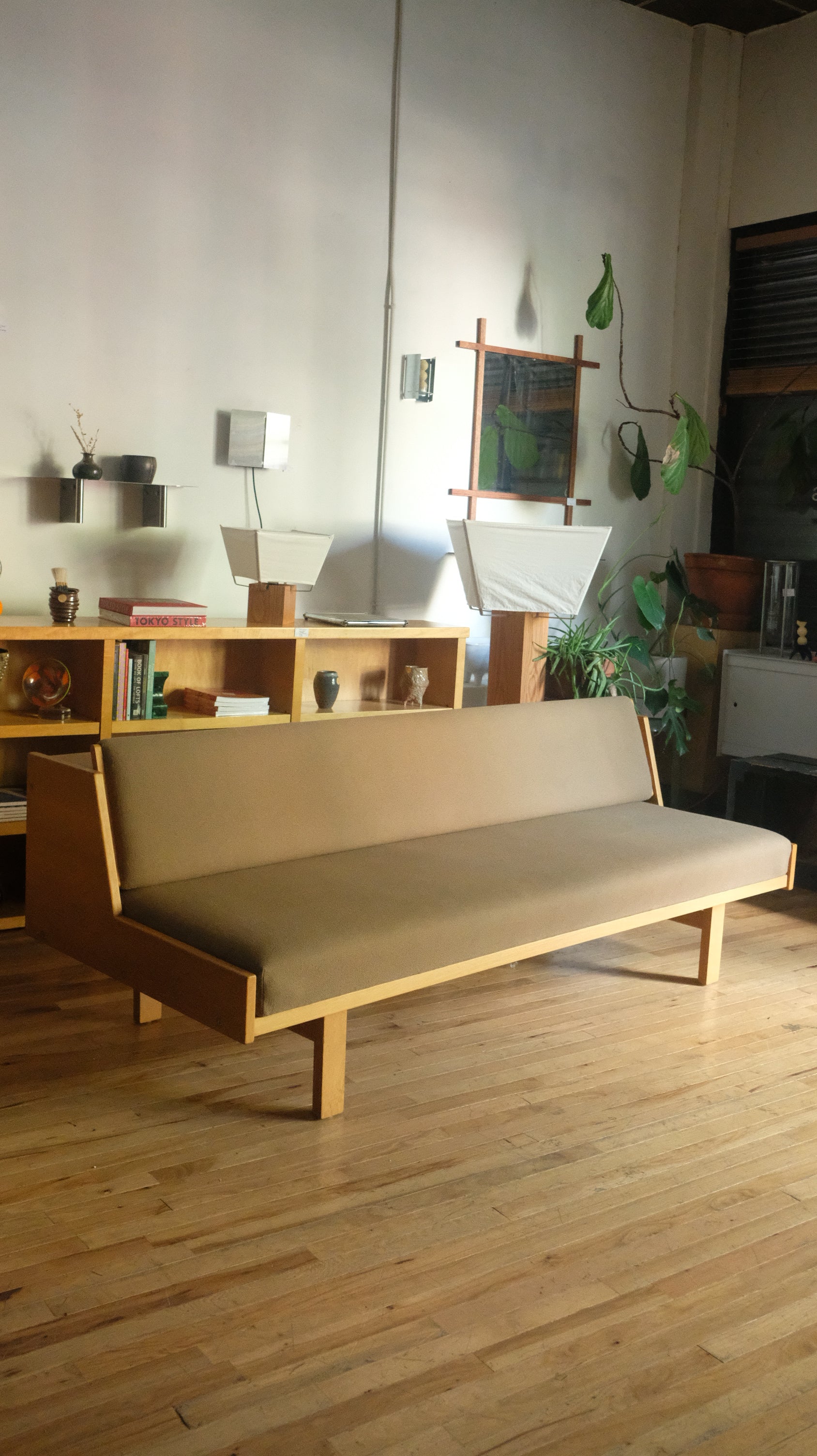 Daybed GE-258 by Hans J.Wegner for Getama c.1954