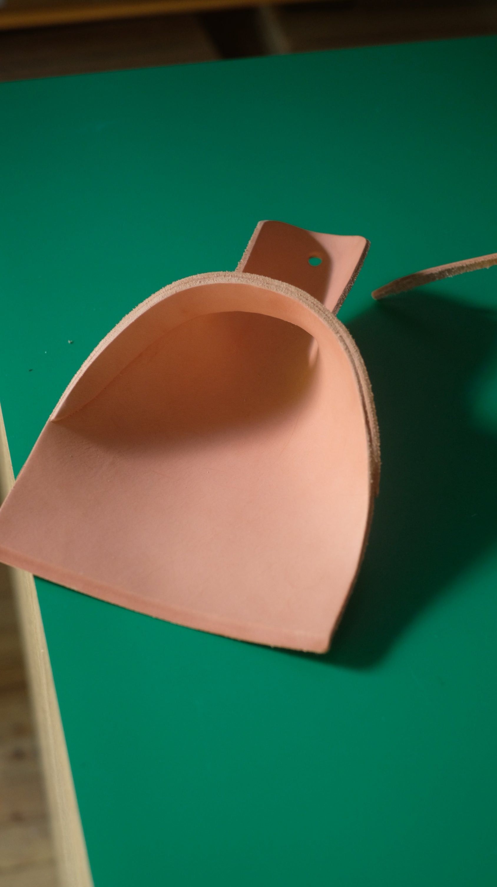 Leather Nesting Broom & Dustpan Set