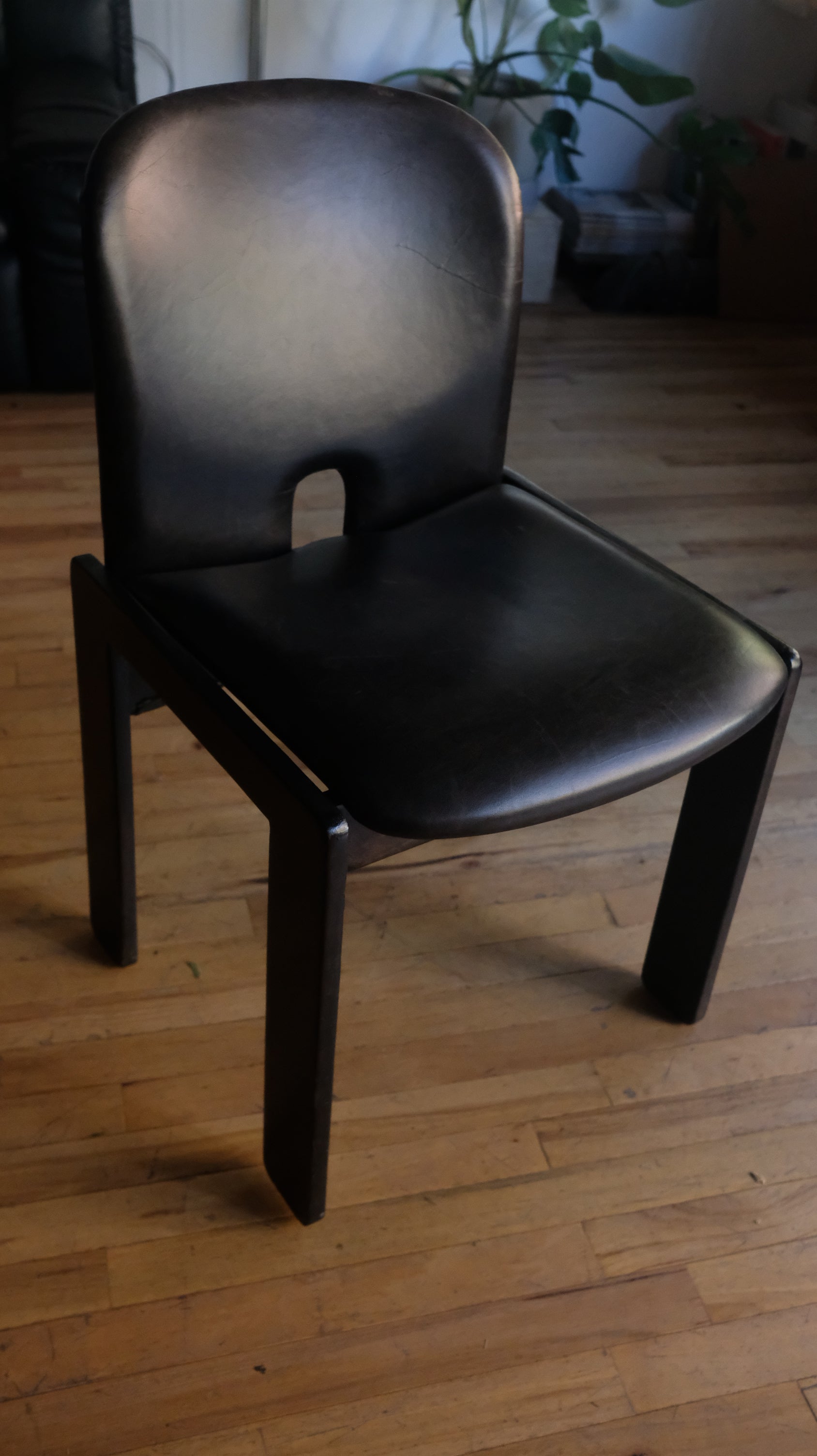 Leather 121 Chair by Afra & Tobia Scarpa for Cassina