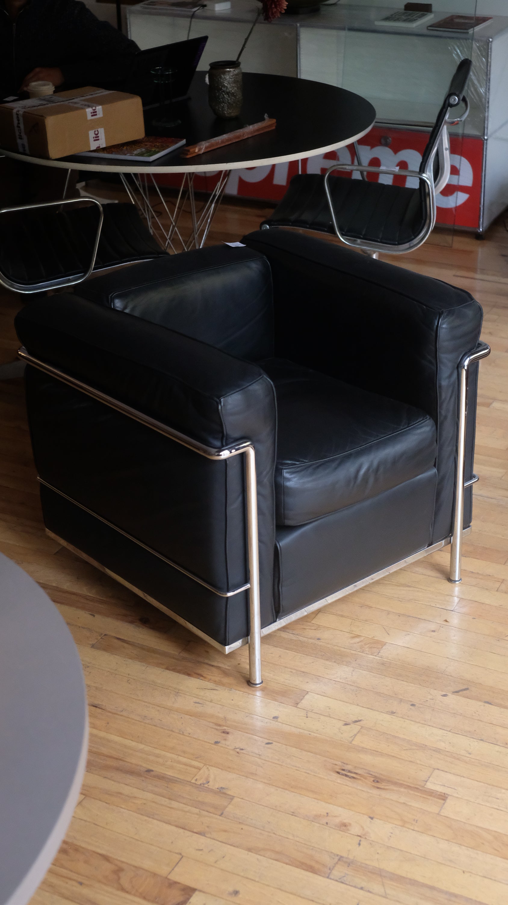 LC2 Petit Modele Armchair for Cassina