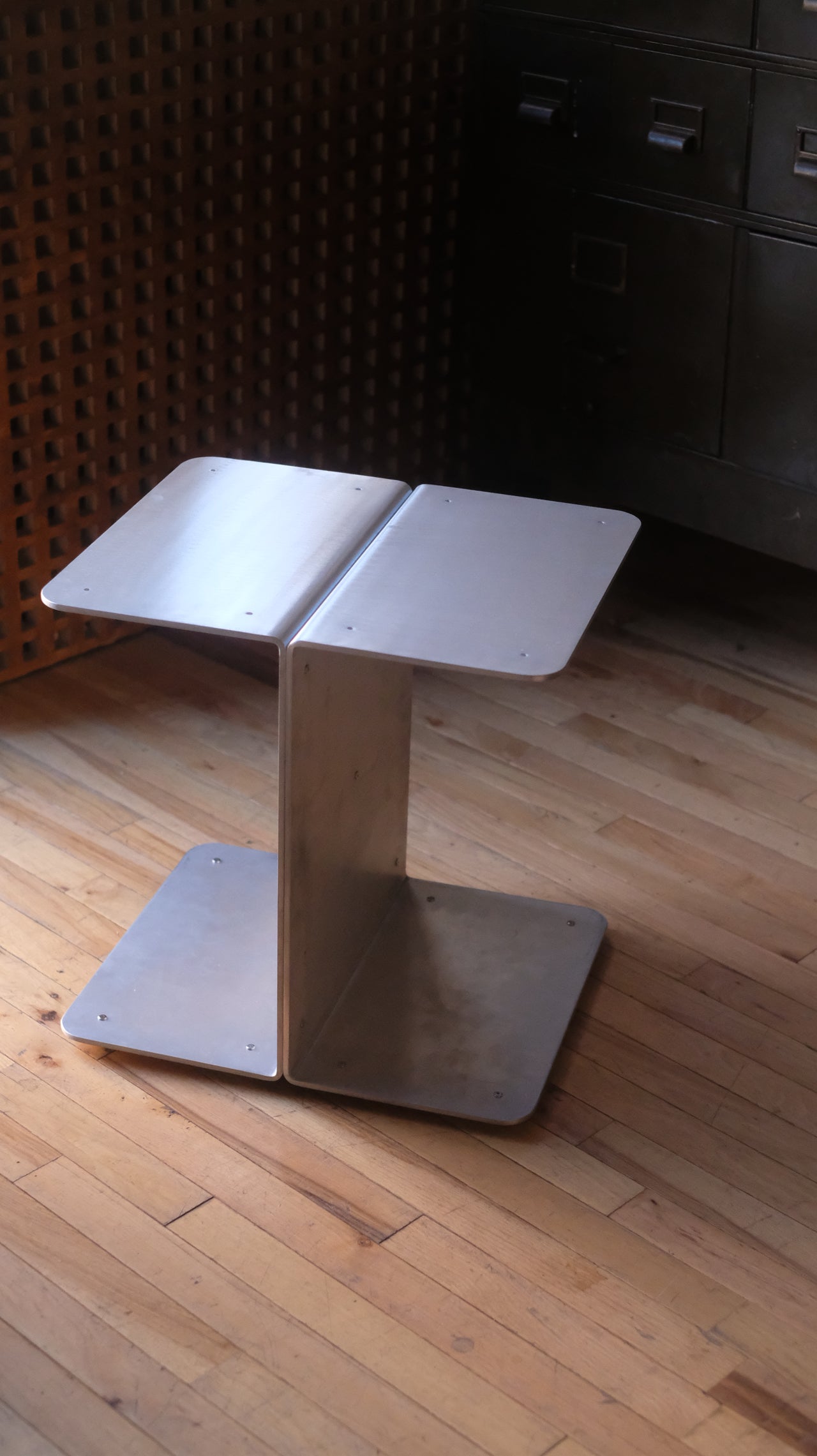 Beam Stool by Emmanuel Popoteur