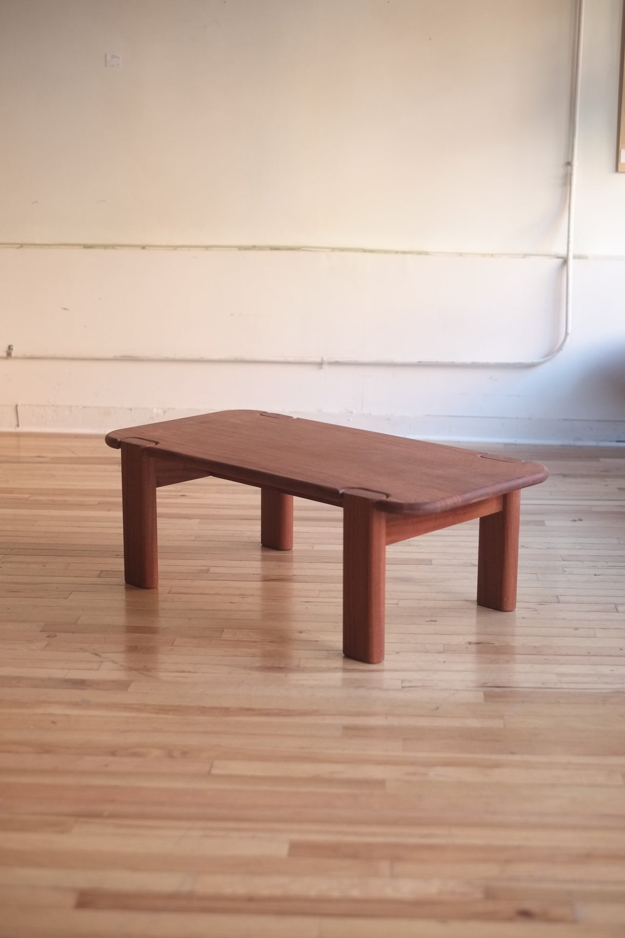 KAVE TABLE BY AIDAN ELIAS FOR LICHEN NYC