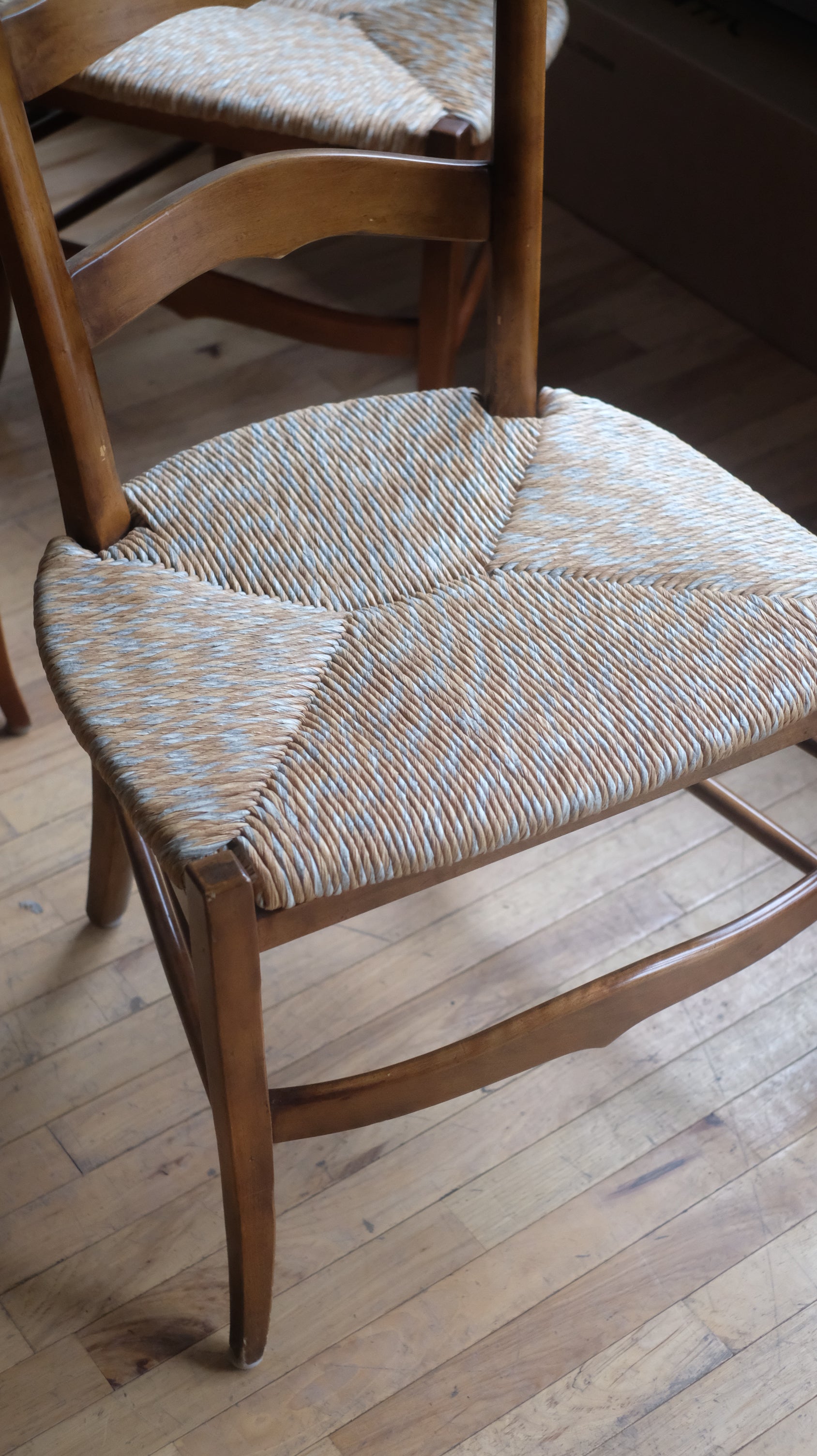 French Provicial Style Dining Chairs (Set of 4)