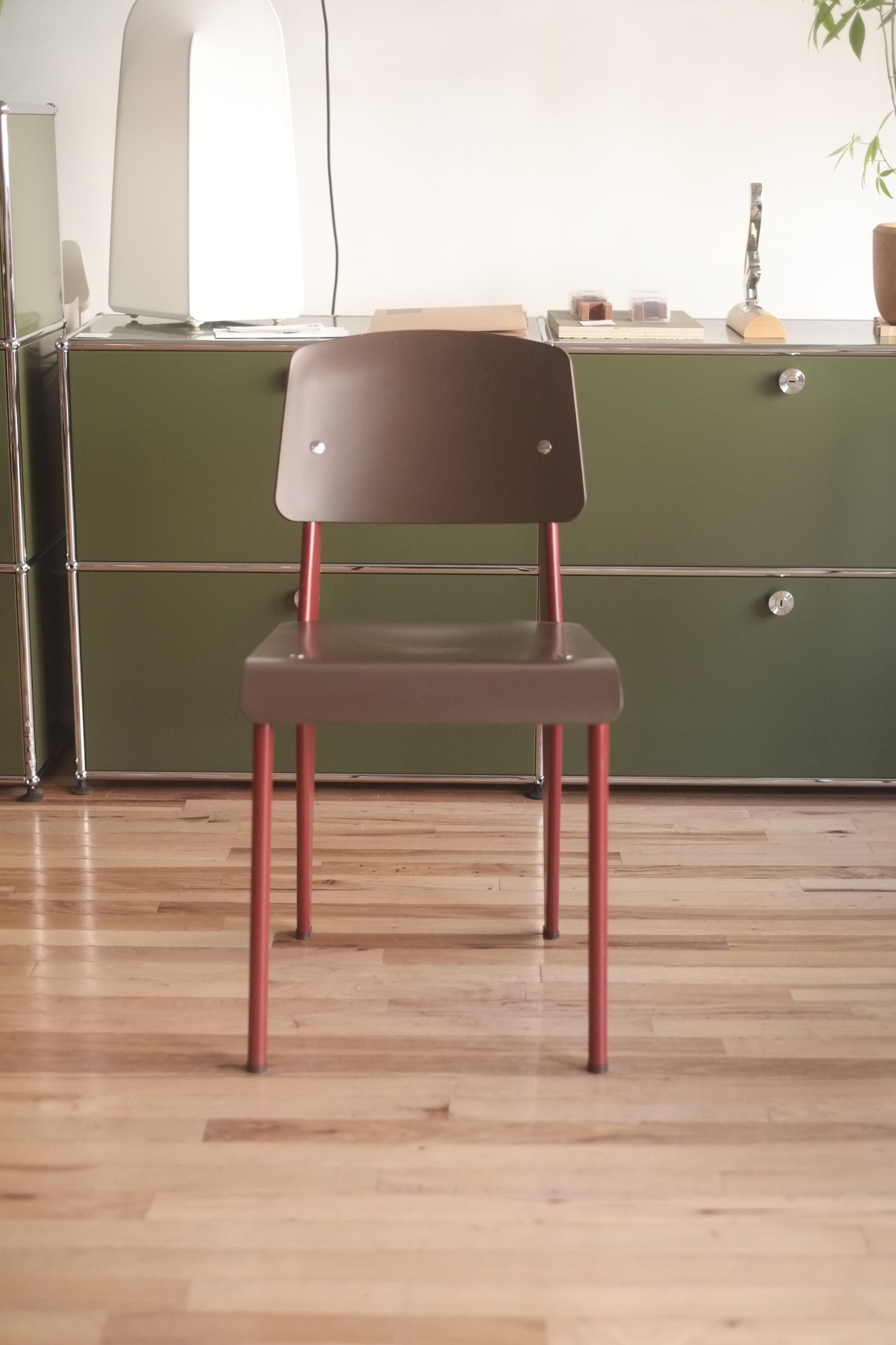 Standard Chair by Jean Prouvé for Vitra (Brown/Red)