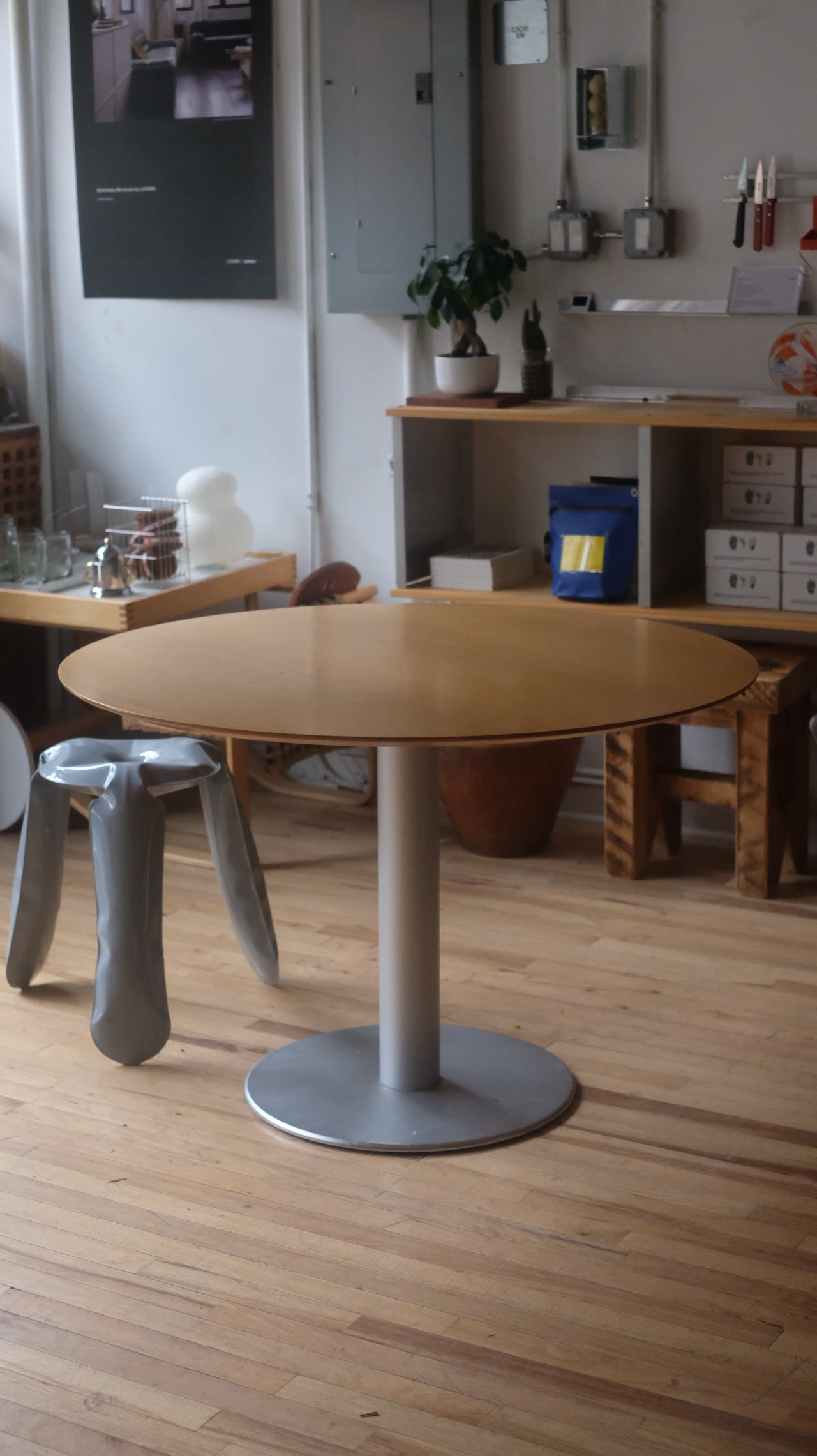 Stua Dining Table by DWR