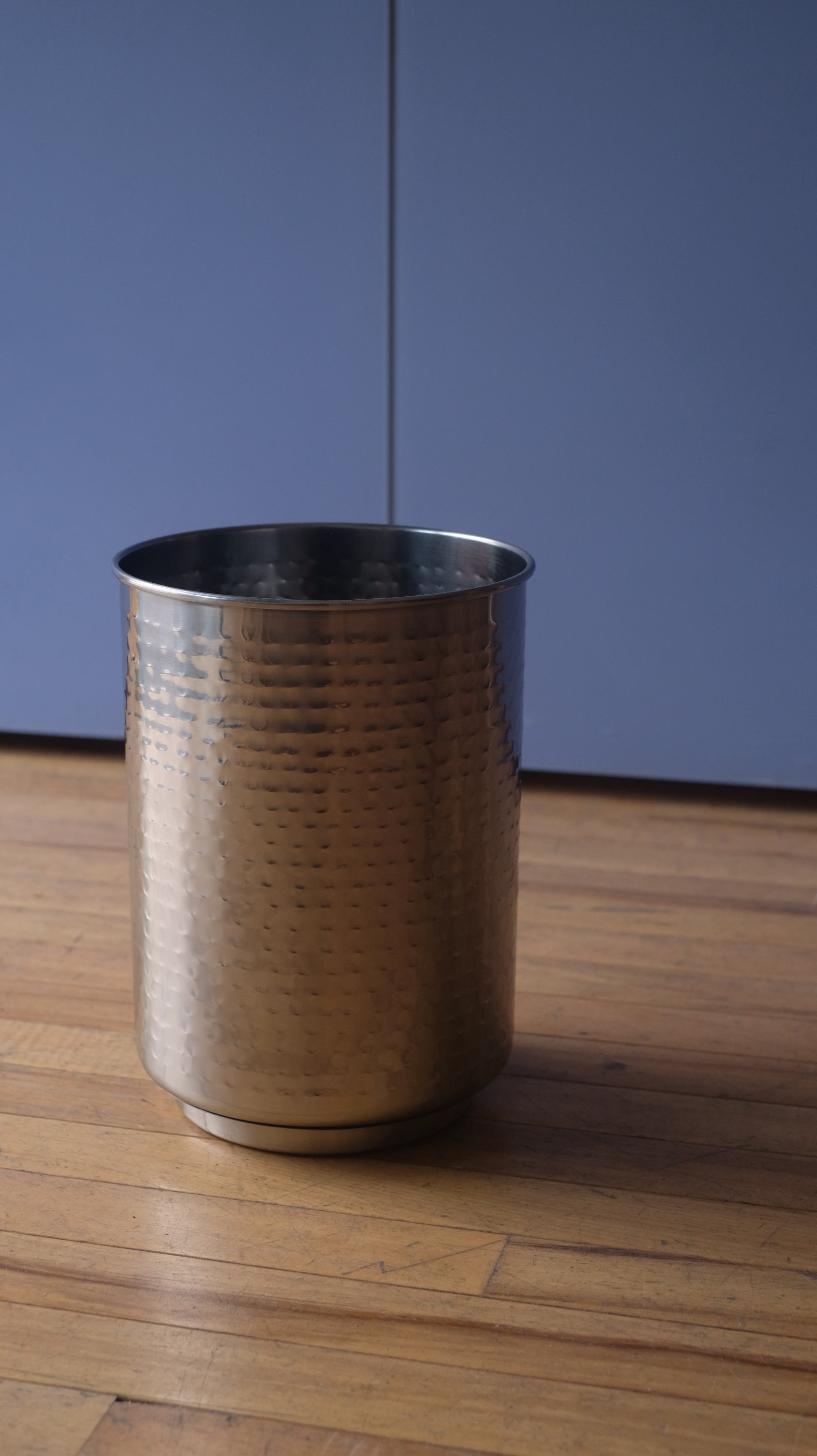 Hammered Stainless Steel Wastebasket