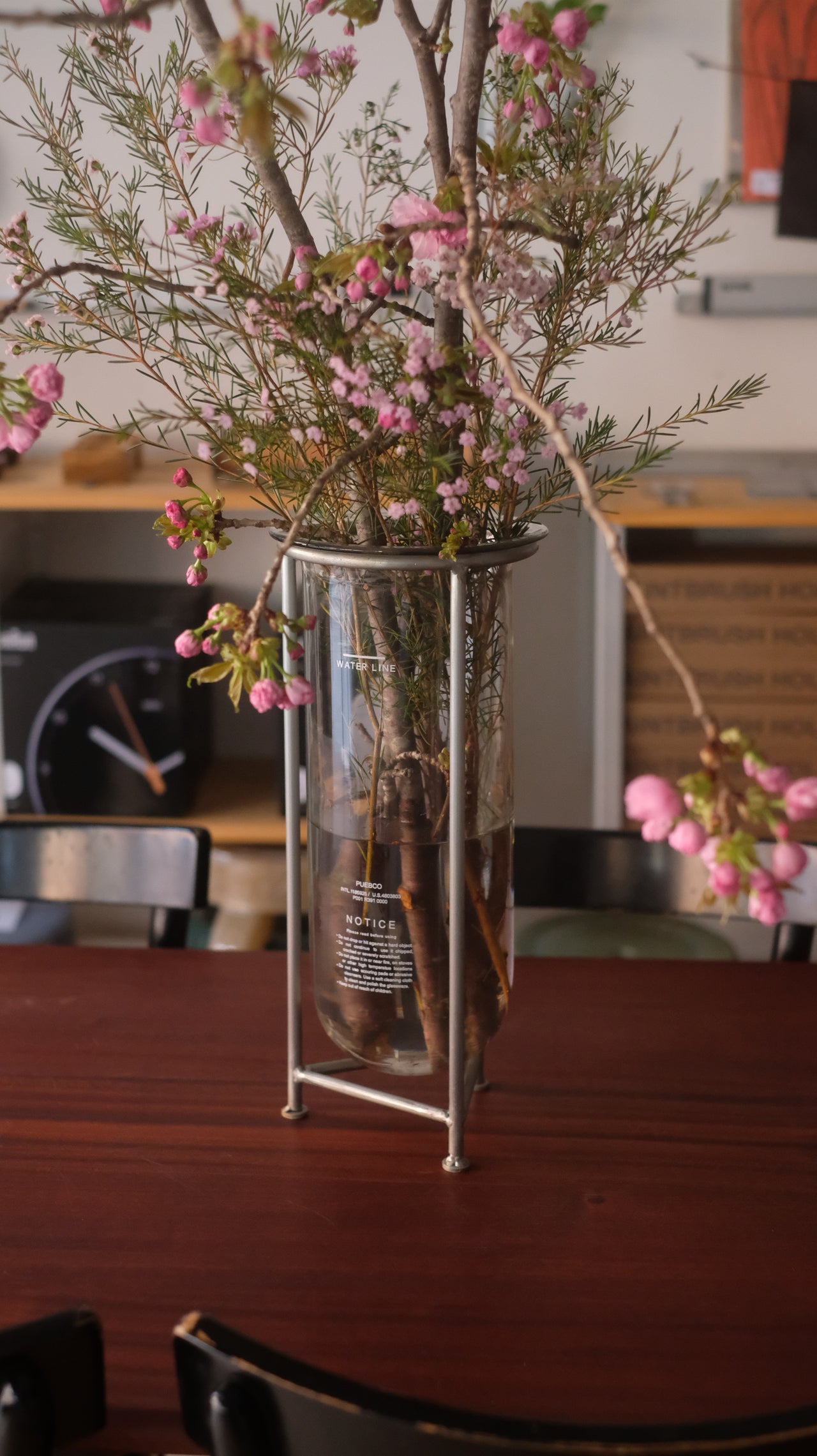 GLASS TUBE WITH STAND