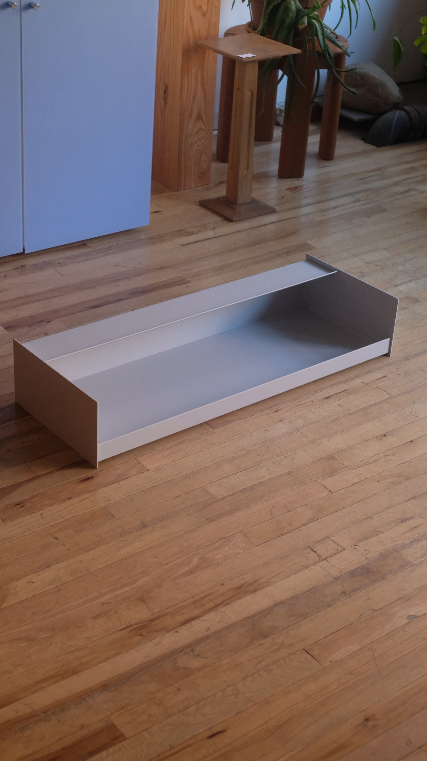 UTIL x Jak Shoe Rack in (Light Grey)