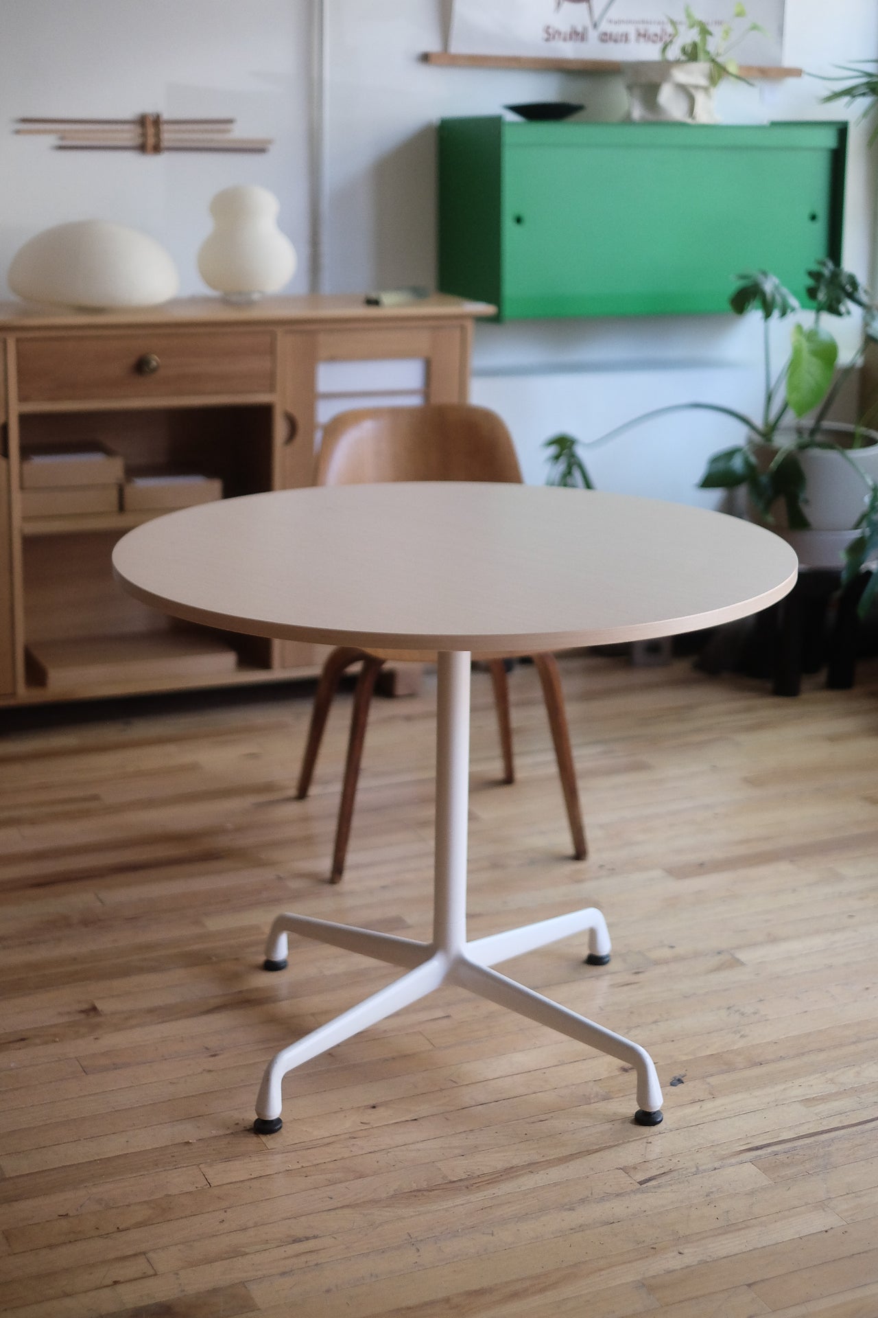 (B-Stock) Eames 36" Bistro for Herman Miller
