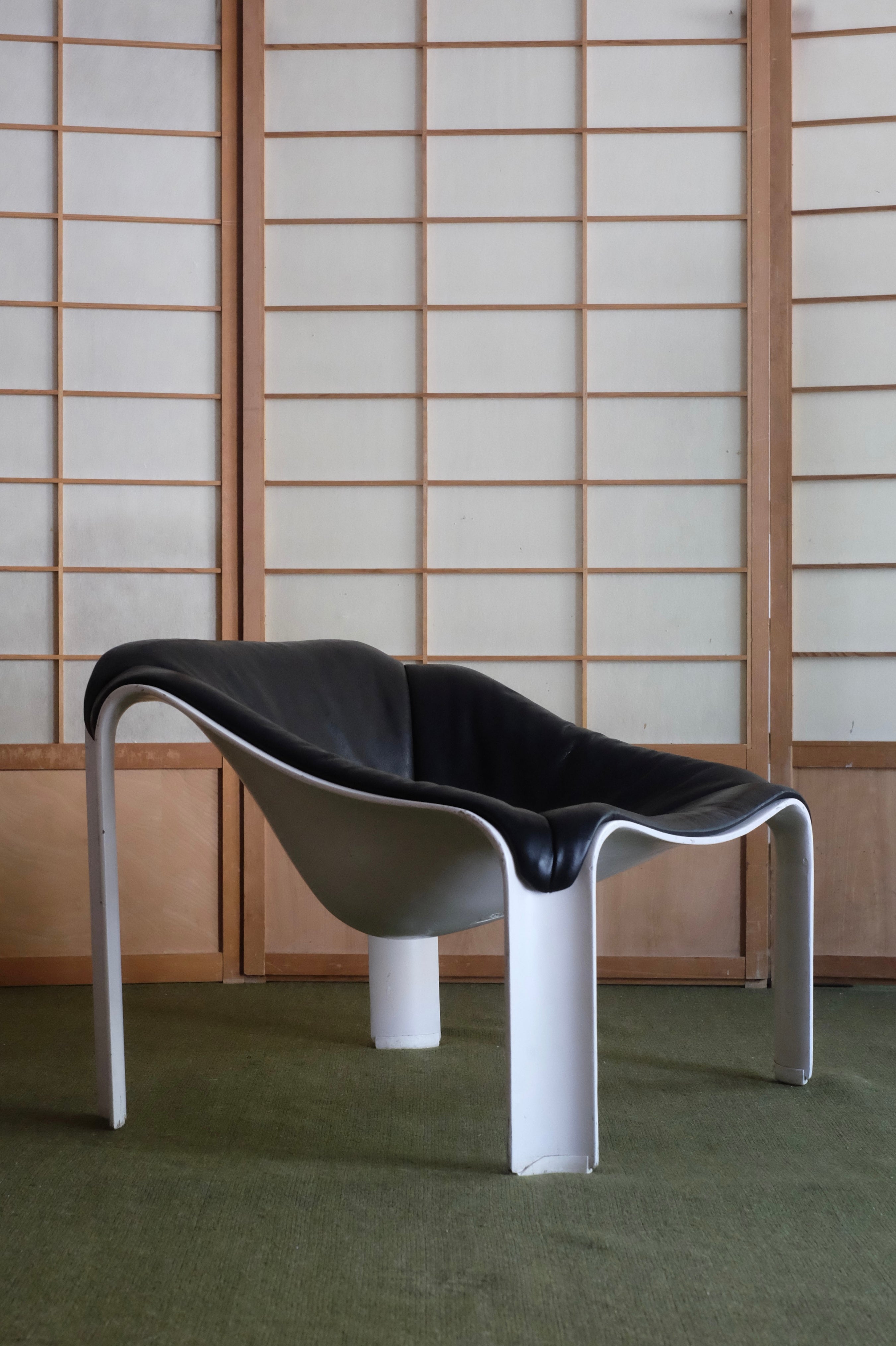 Rent: Pierre Paulin 'F303' Lounge Chair for Artifort - lichennyc
