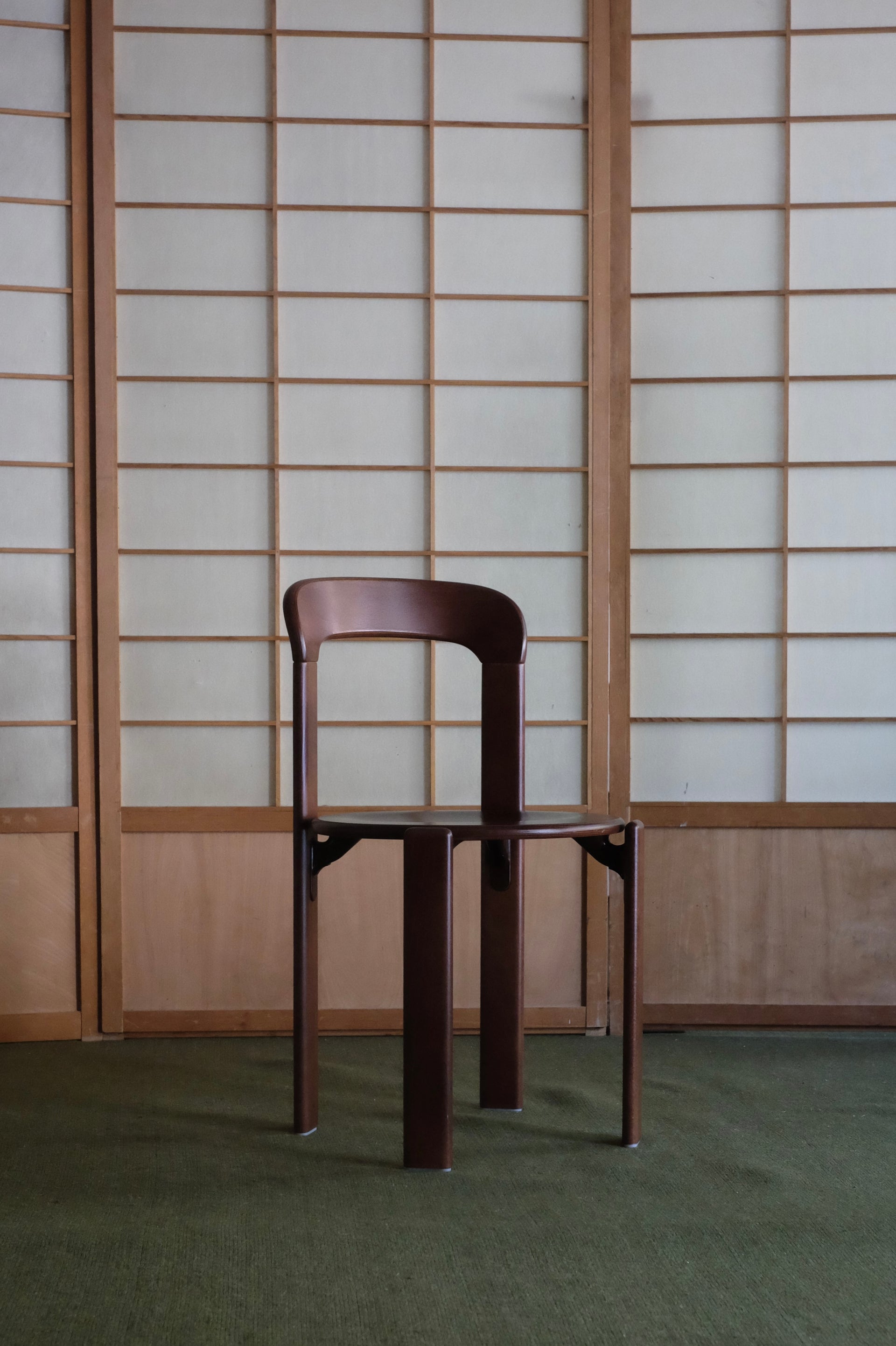 RENT: Bruno Rey Chair
