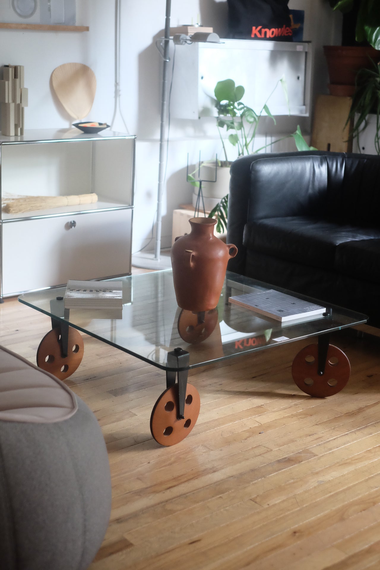 'Tavolo Con Ruote' Coffee Table by Gae Aulenti for Fontana Arte