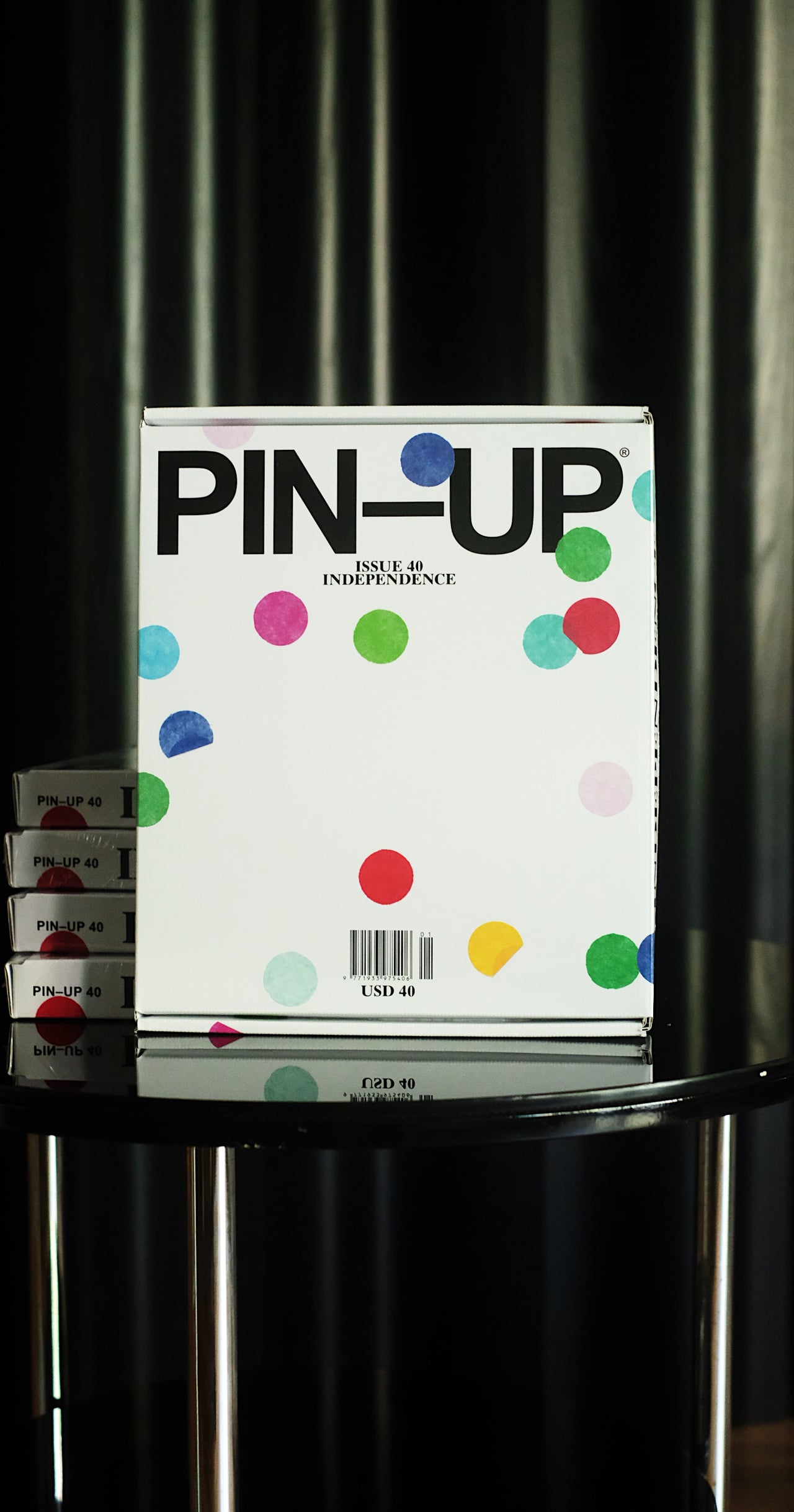 PIN–UP MAGAZINE: ISSUE 40 "INDEPENDENCE"