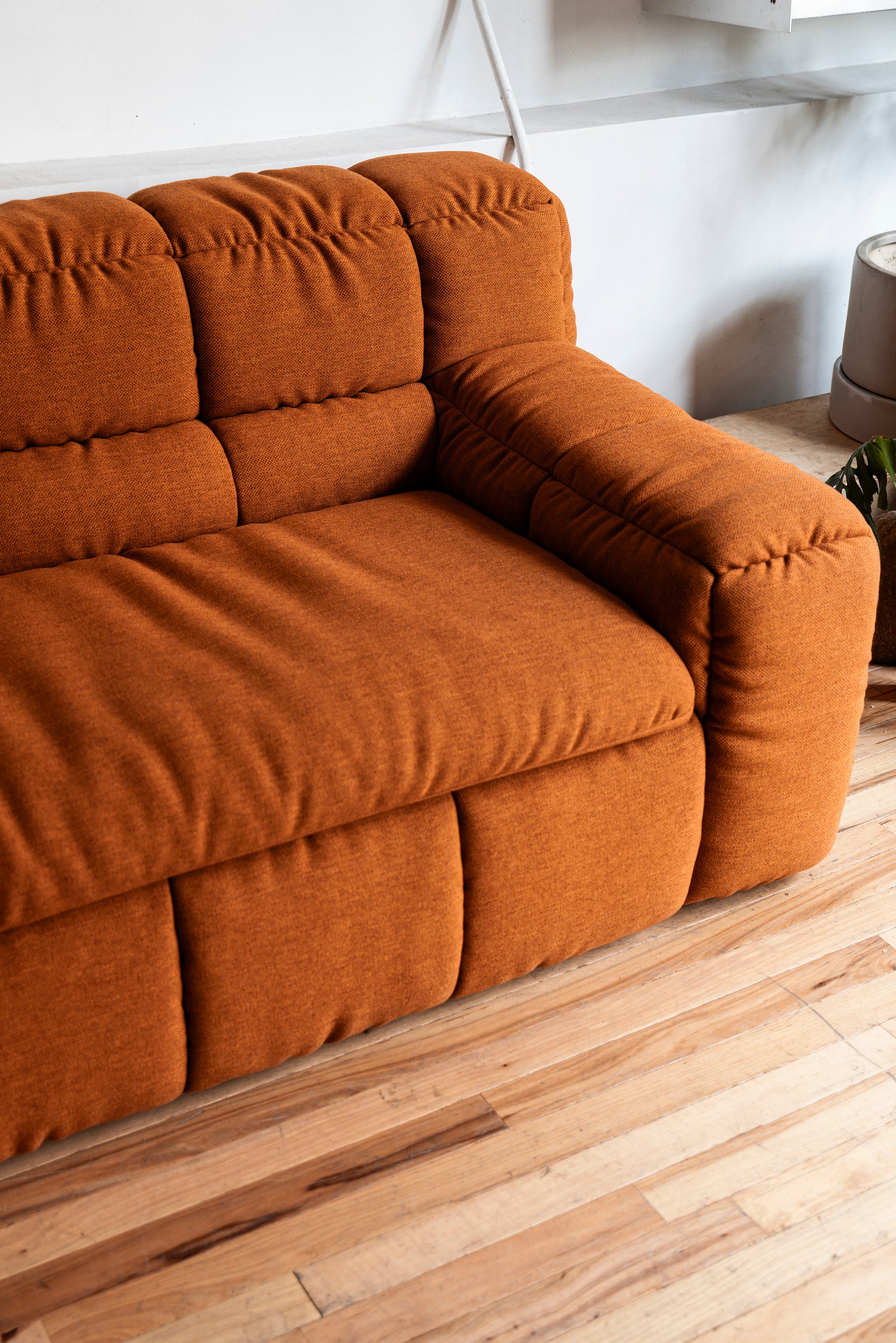 2-Seater ZE SOFA BY LICHEN NYC FOR KARIMOKU (Rust)