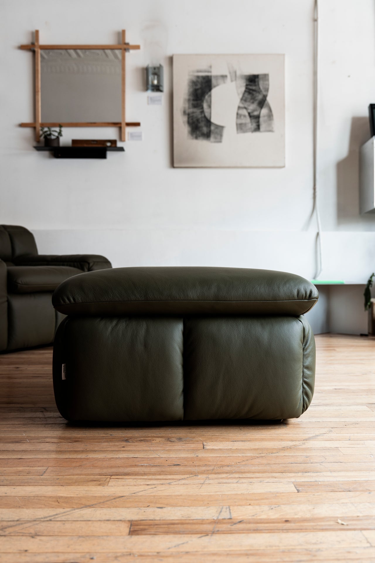 ZE Ottoman BY LICHEN NYC FOR KARIMOKU (Olive Leather)