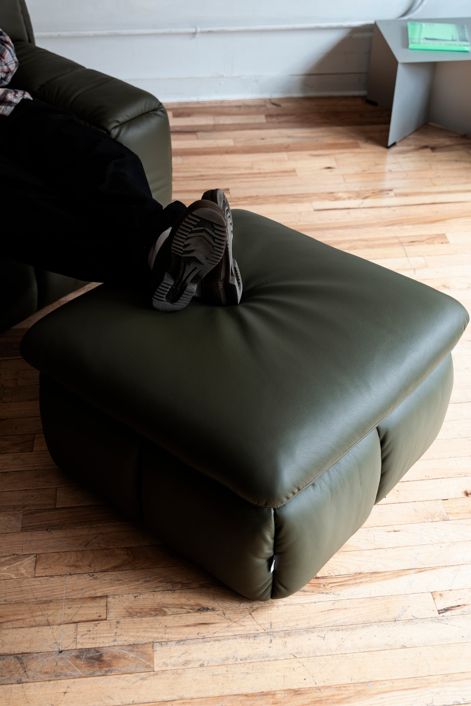 ZE Ottoman BY LICHEN NYC FOR KARIMOKU (Olive Leather)