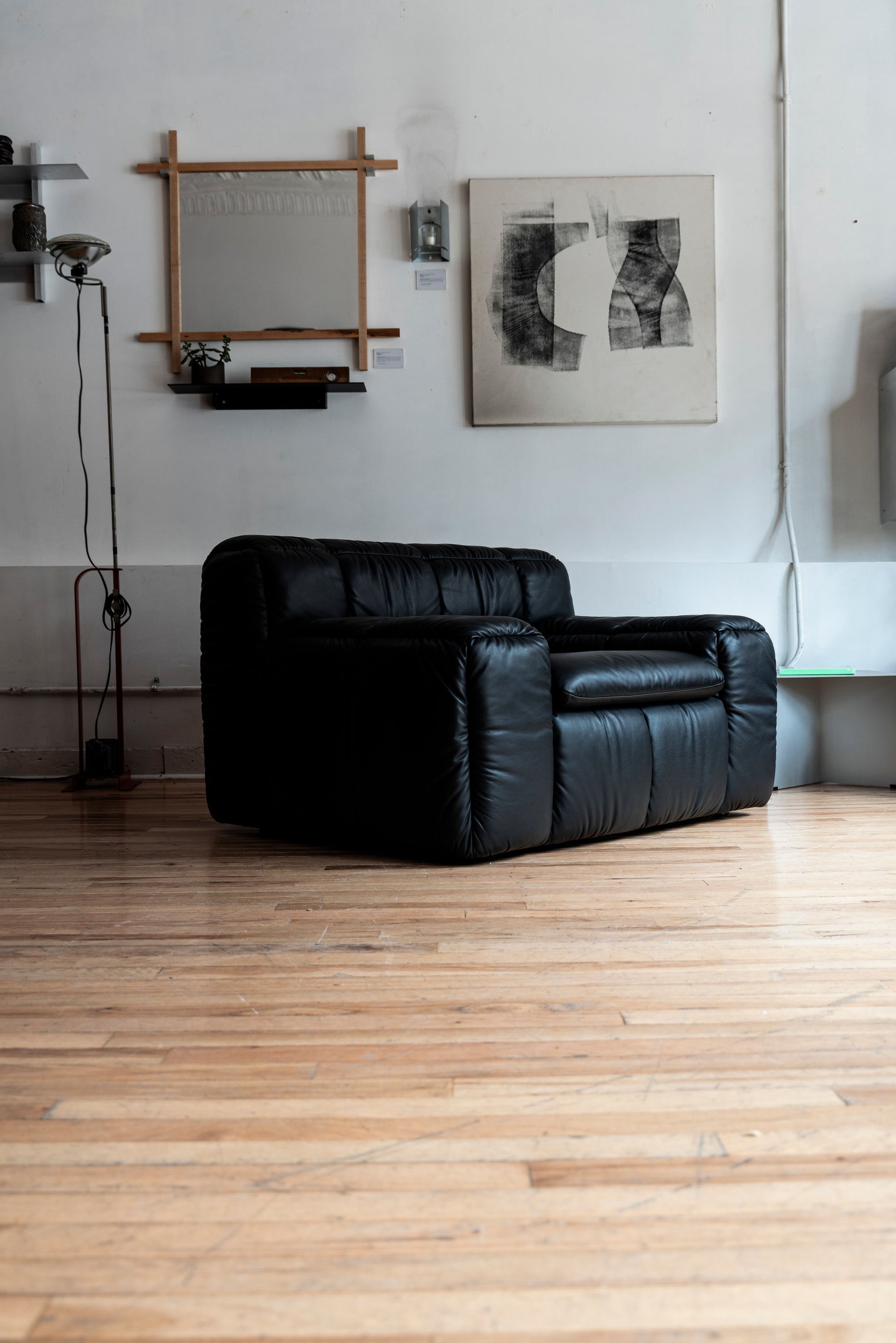 ZE Lounge Chair BY LICHEN NYC FOR KARIMOKU (Black Leather)