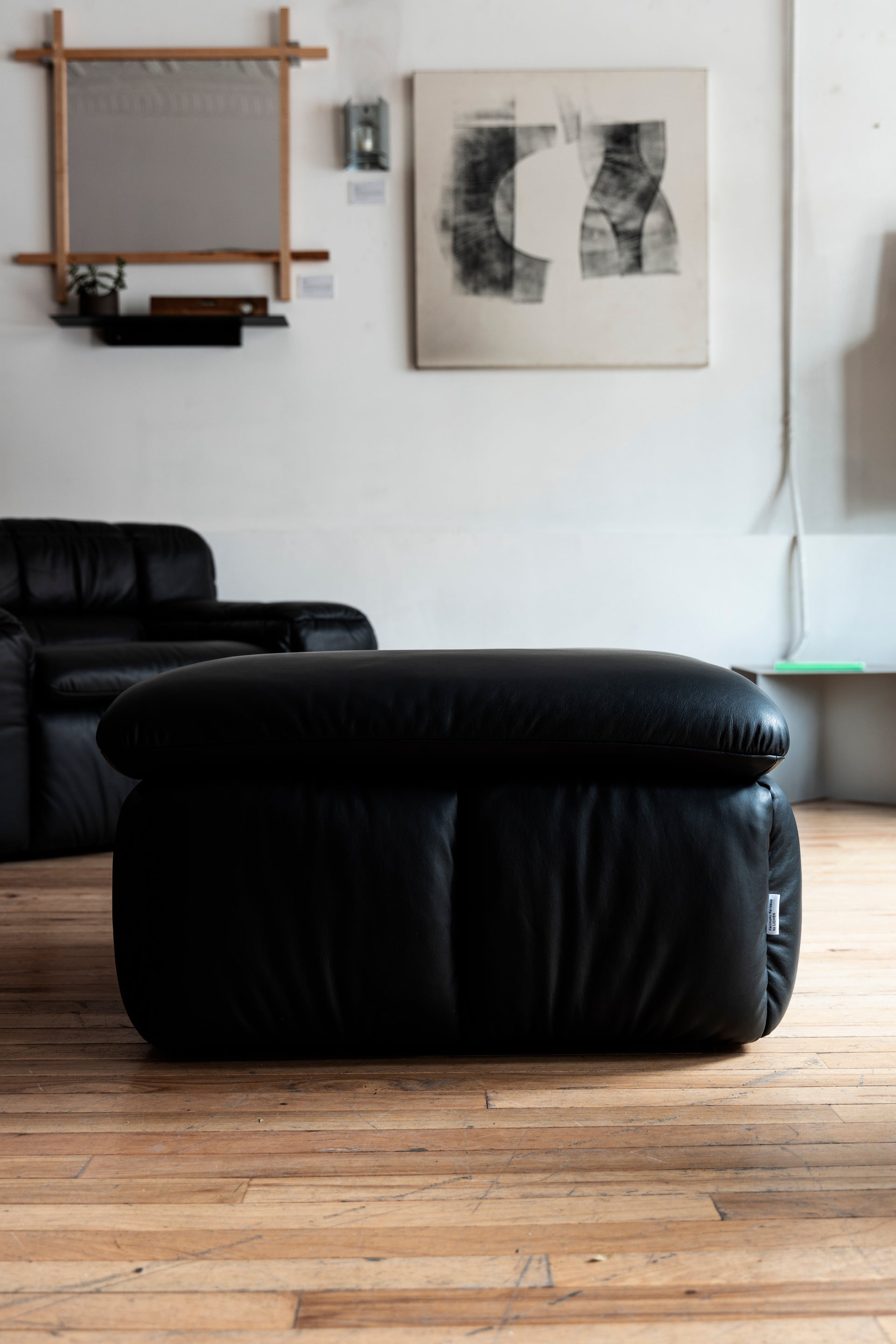 ZE Ottoman BY LICHEN NYC FOR KARIMOKU (Black Leather)
