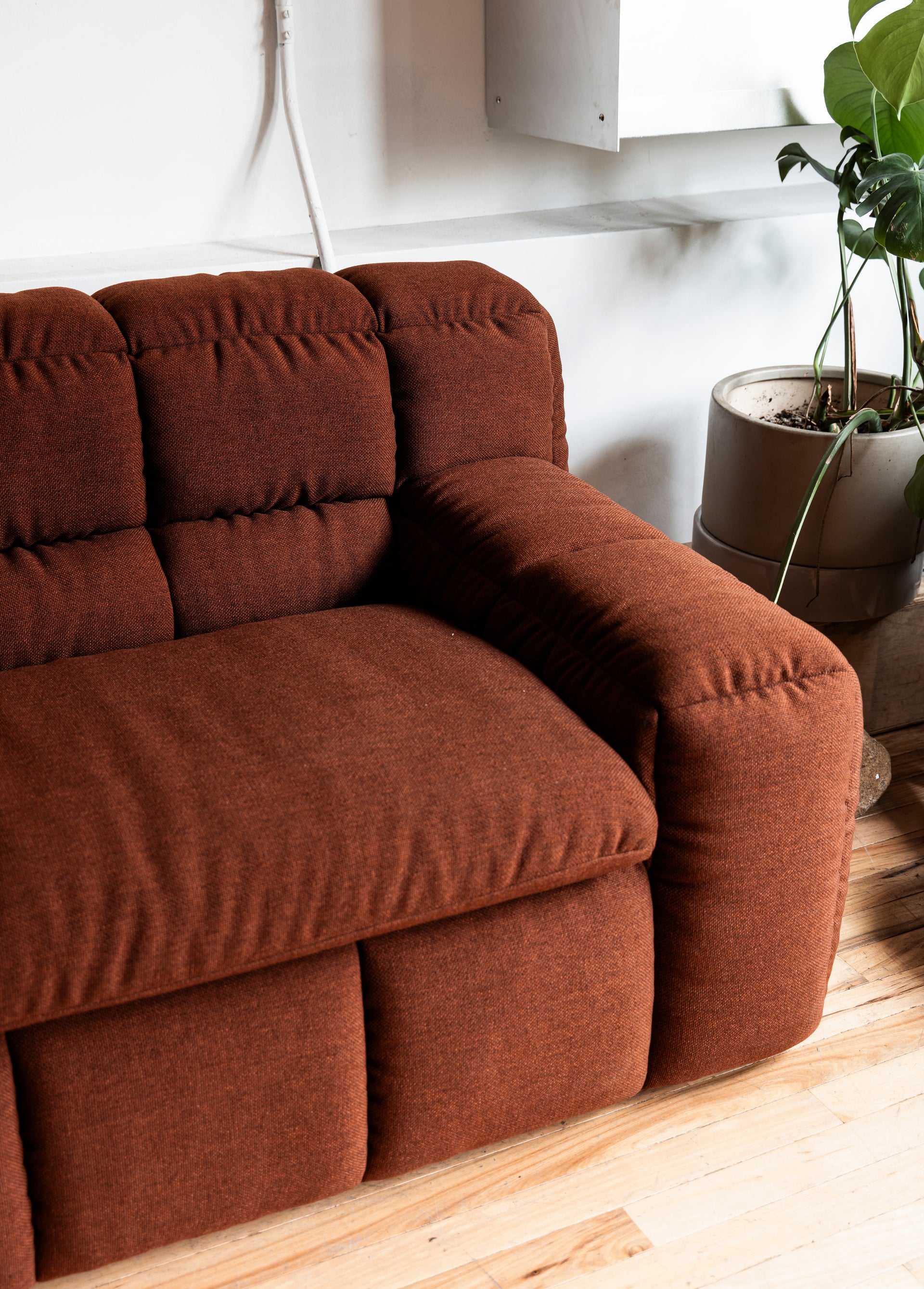 ZE Lounge Chair BY LICHEN NYC FOR KARIMOKU (Pathway)