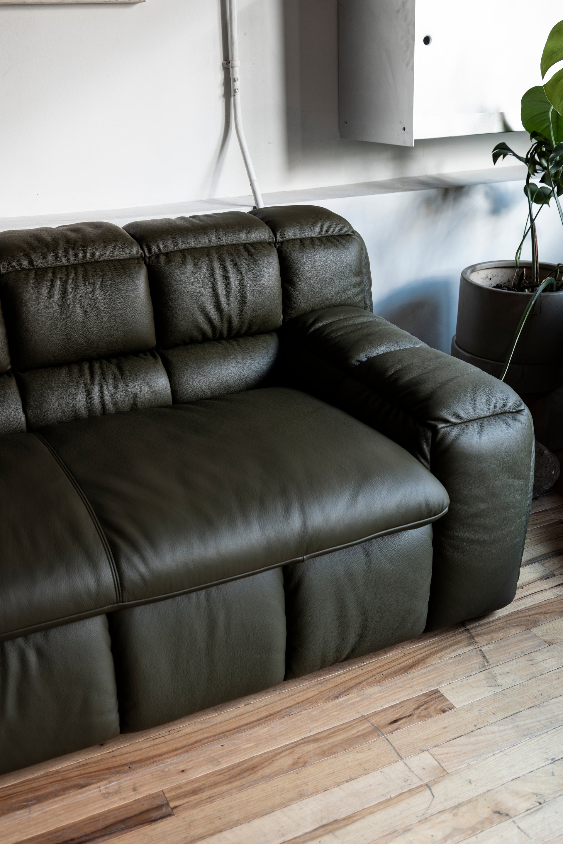 3-Seater ZE SOFA BY LICHEN NYC FOR KARIMOKU (Olive leather)