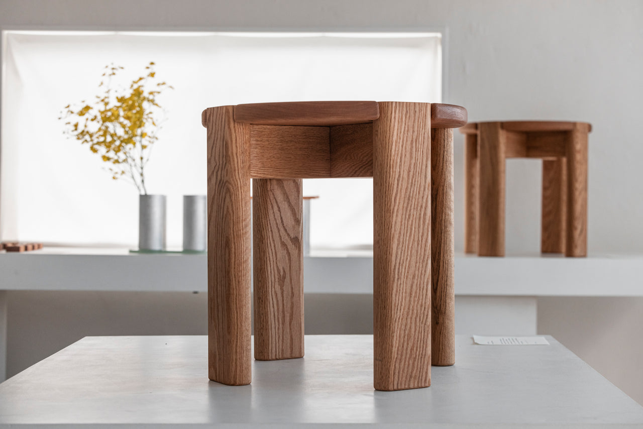 Zitsn Stool by Aidan Elias