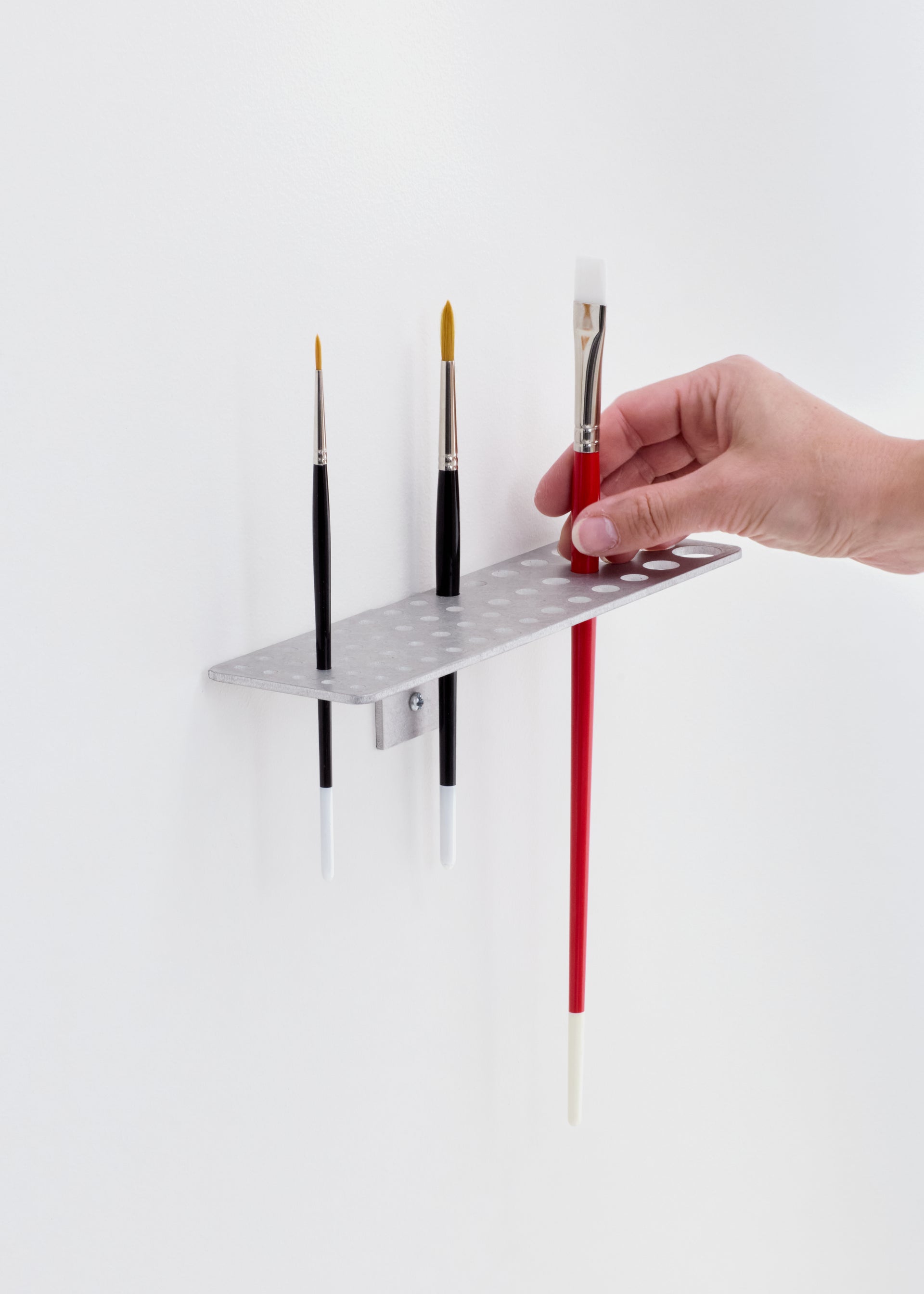 Wall mounted Aluminum Paint Brush Holders by AKZ tools
