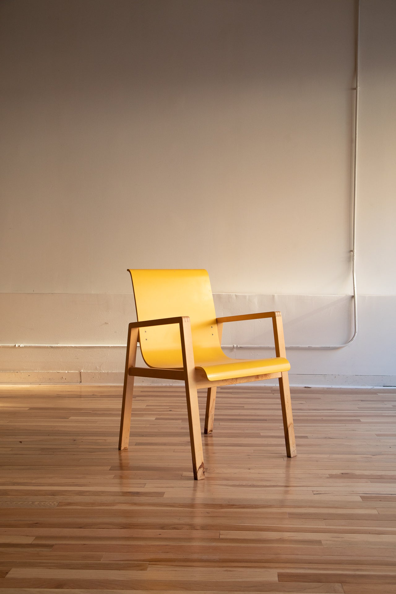 Rent: Chair 51 by Alvar Aalto for Artek, Finland