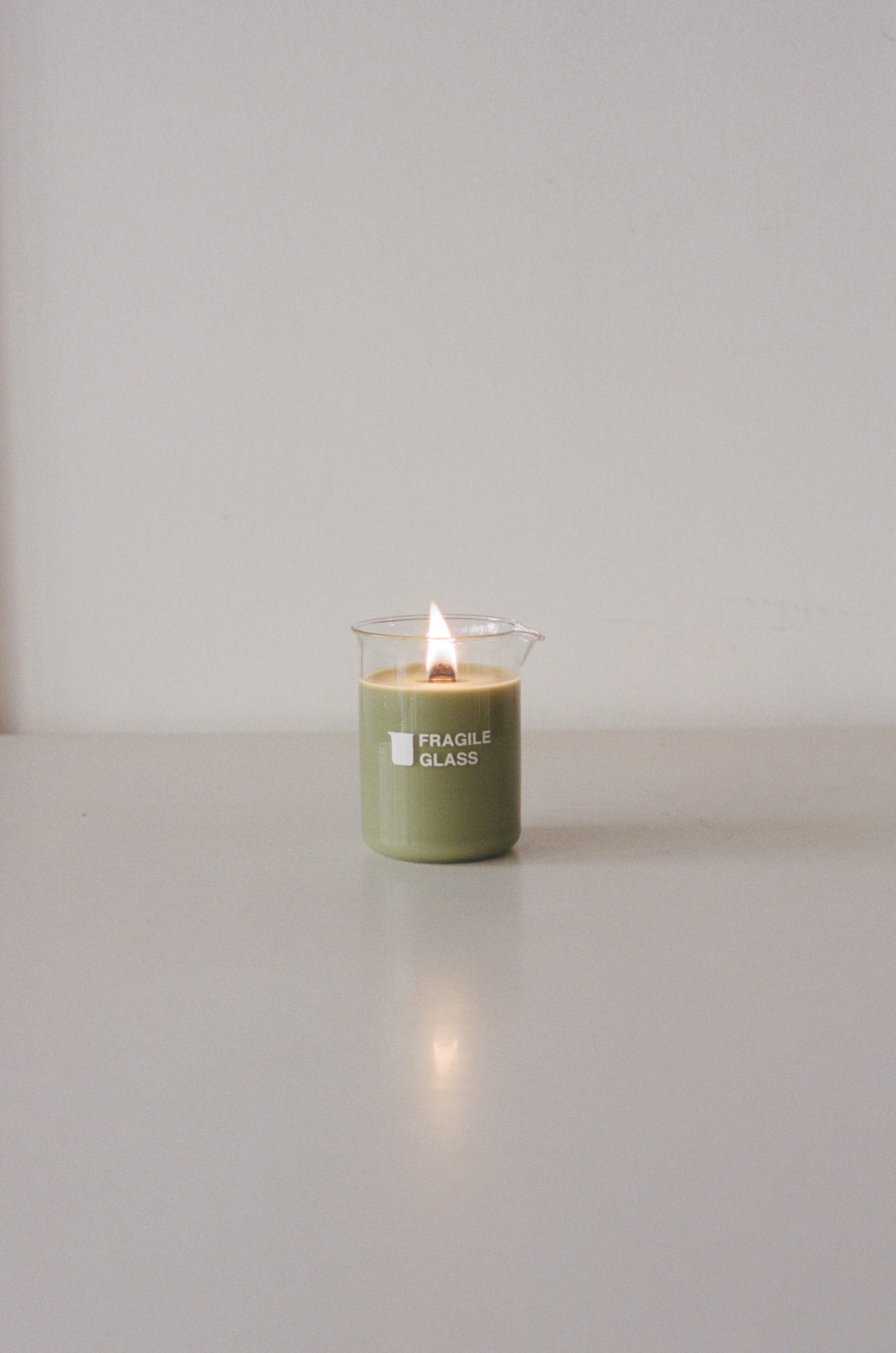 FRAGILE GLASS 'MO MONEY' CANDLE
