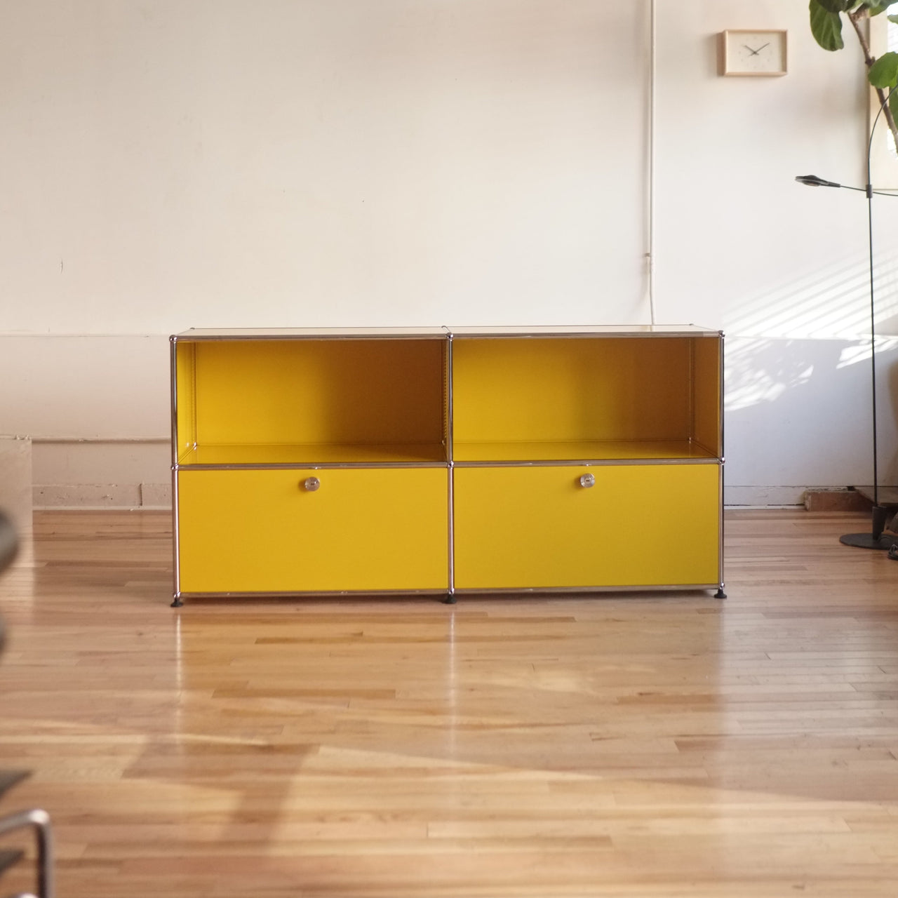 USM Haller 2x2 Unit Yellow