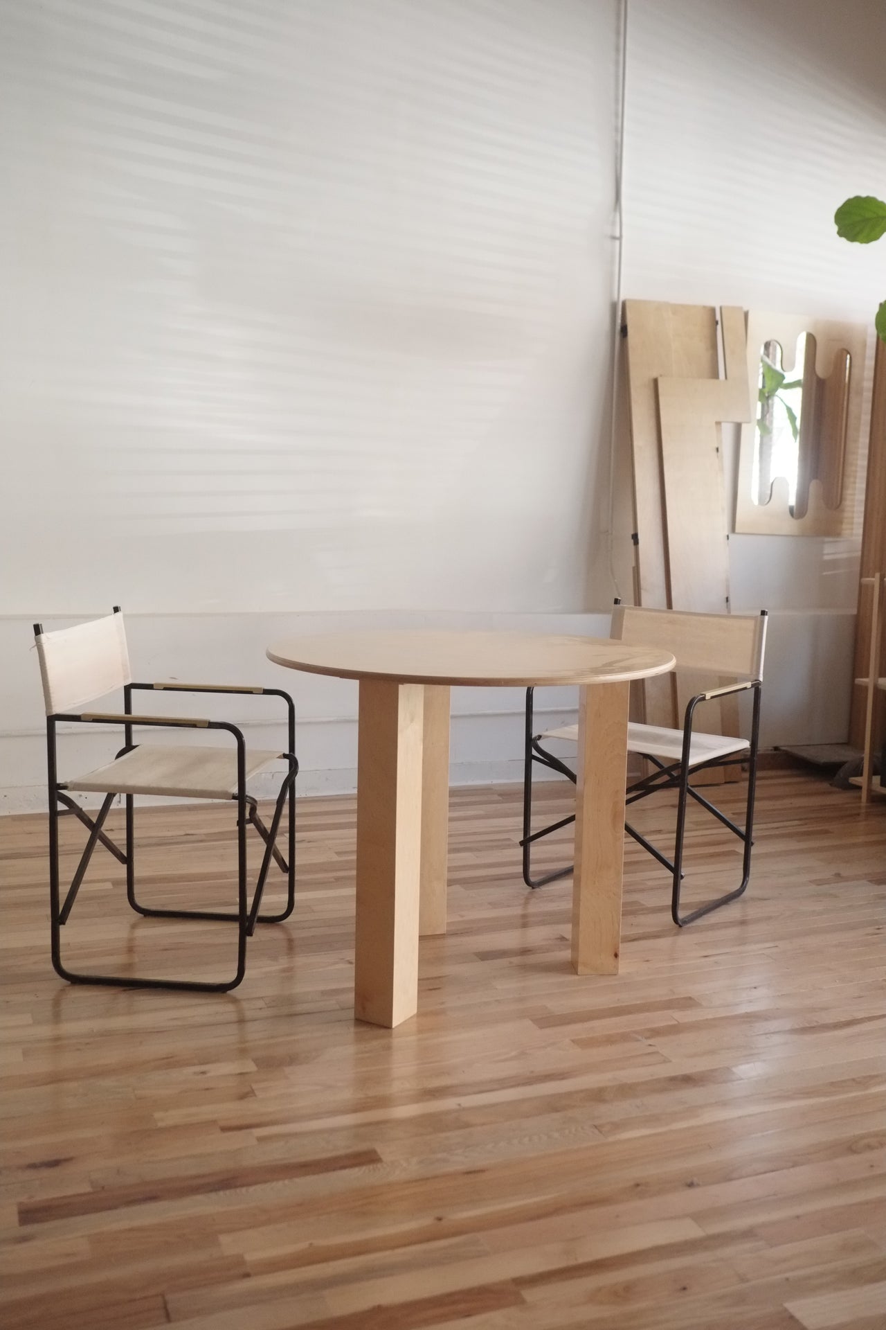 Rent: French Folding Chairs (Pair)