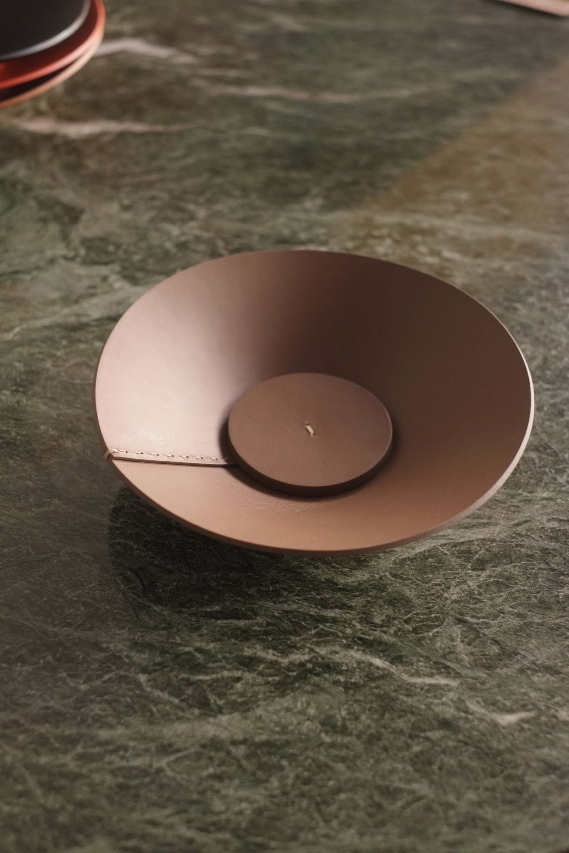 Round Tray G