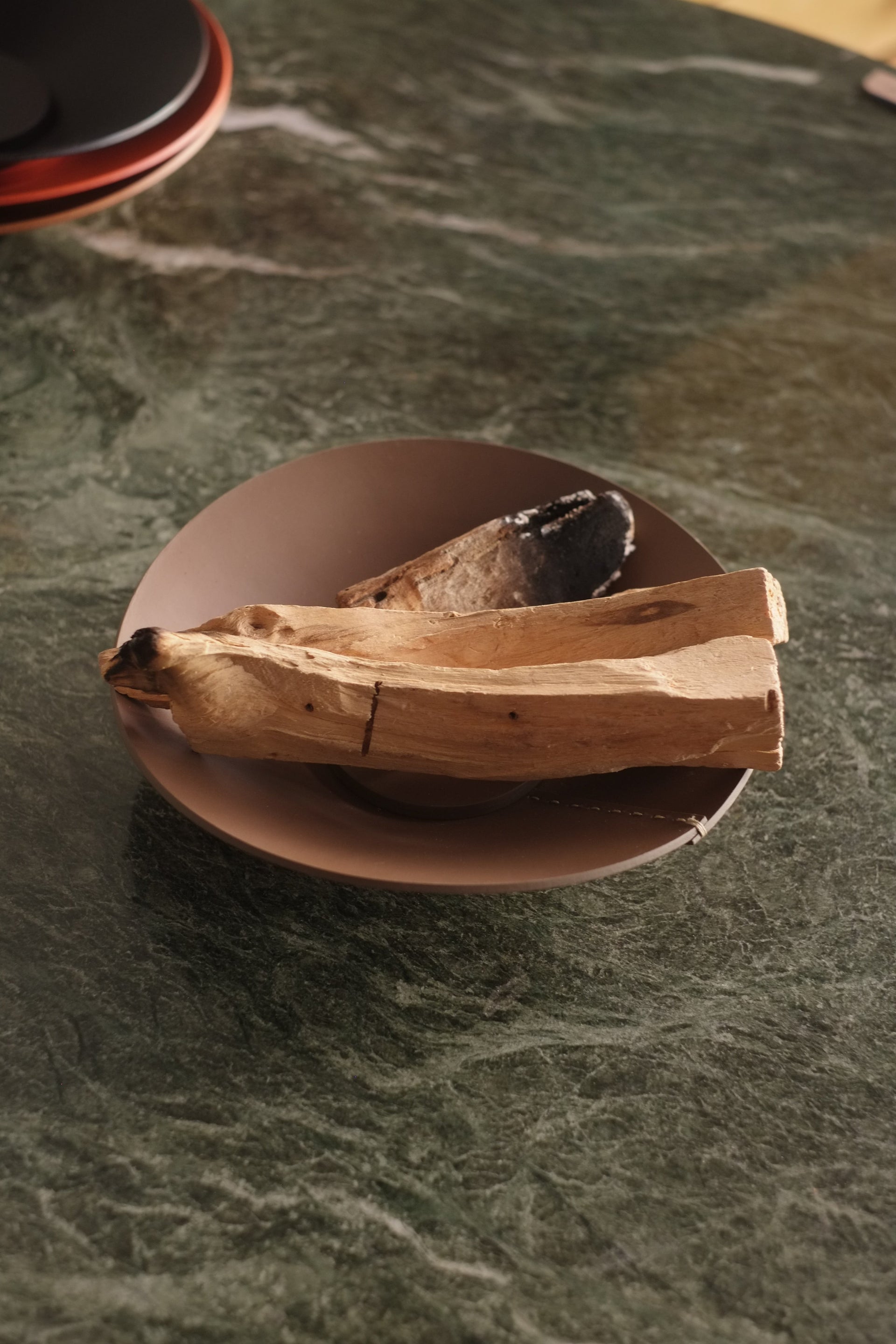 Round Tray G